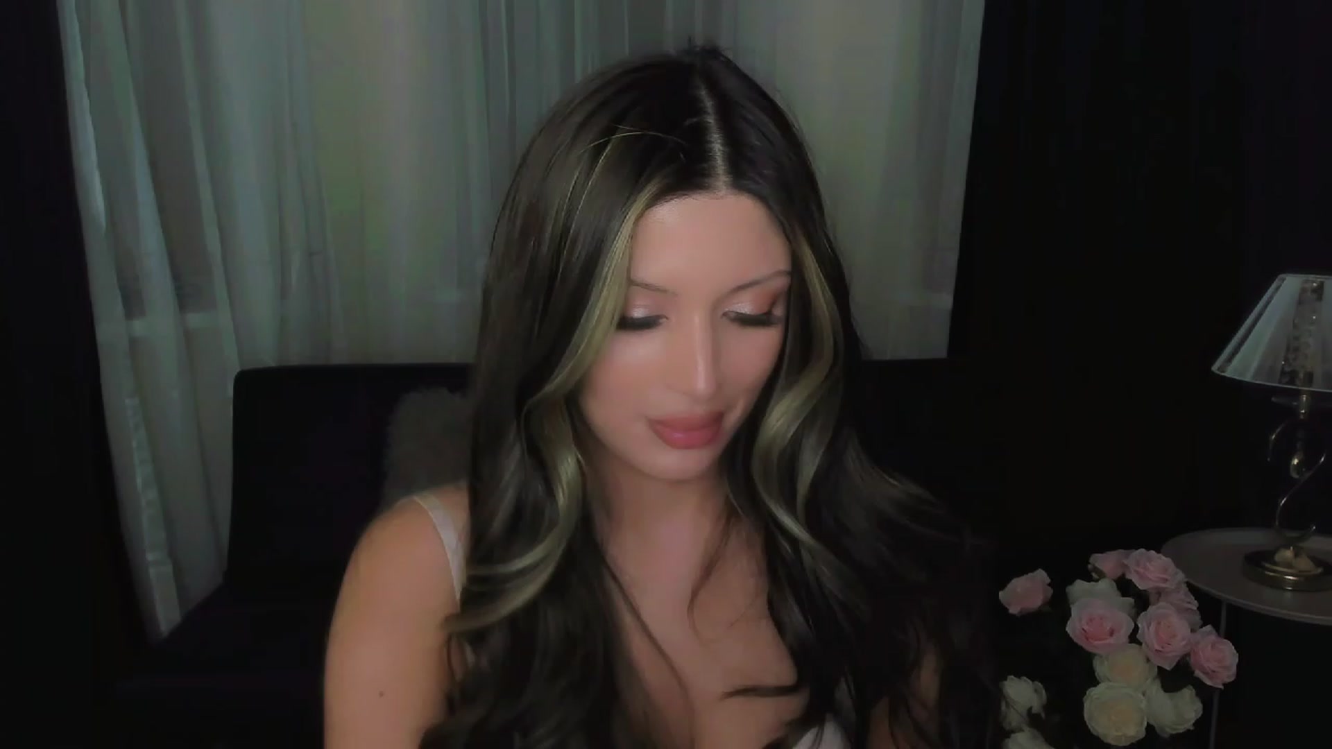 Gallery image thumbnail from Angel_on_Duty's myfreecams stream on, 09/23/2023, 22:16 image 7 of 20