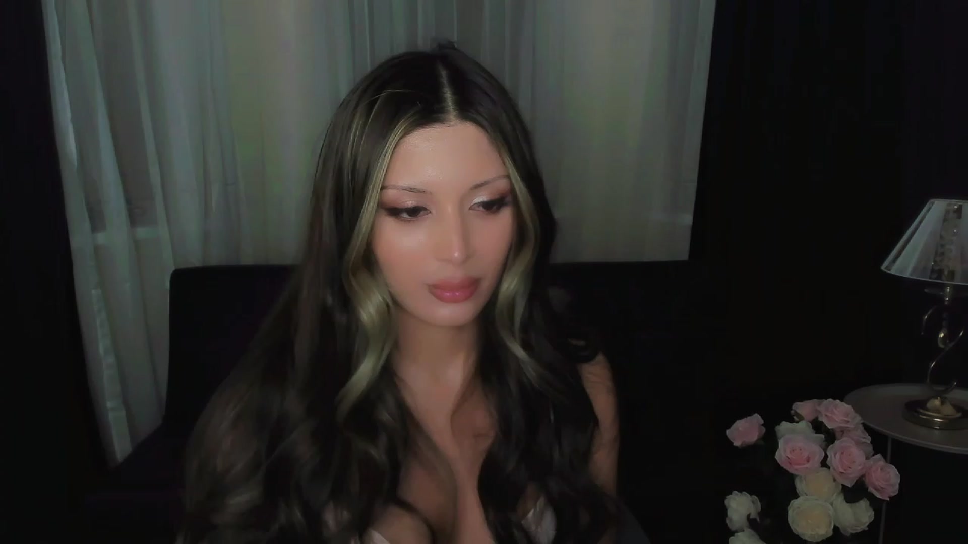 Gallery image thumbnail from Angel_on_Duty's myfreecams stream on, 09/23/2023, 22:16 image 17 of 20