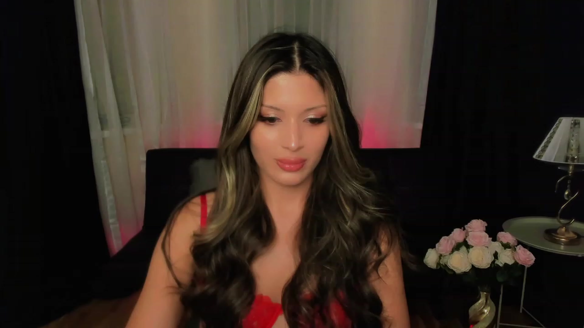 Gallery image thumbnail from Angel_on_Duty's myfreecams stream on, 09/25/2023, 22:28 image 17 of 20