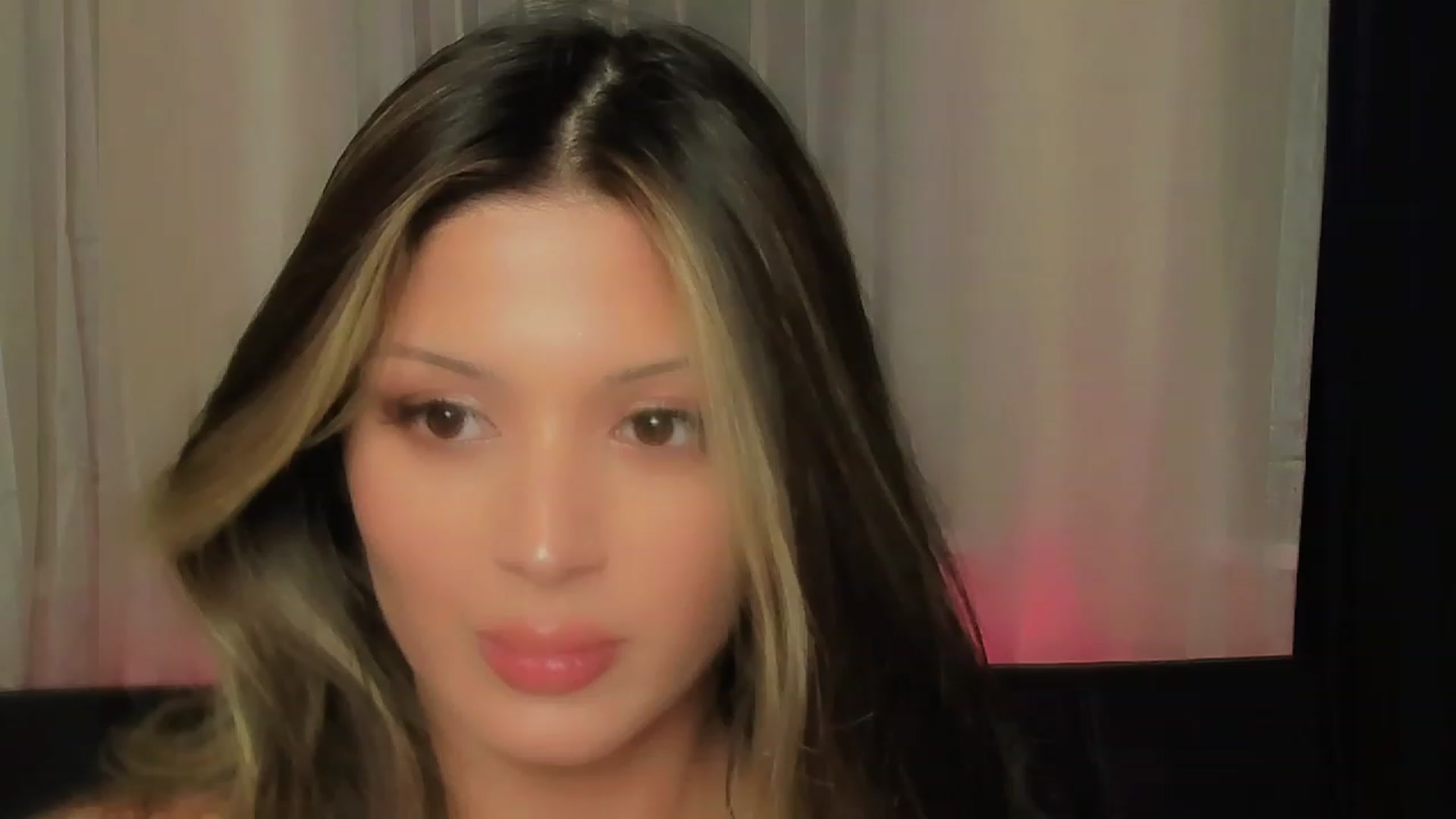 Gallery image thumbnail from Angel_on_Duty's myfreecams stream on, 09/27/2023, 21:55 image 19 of 20