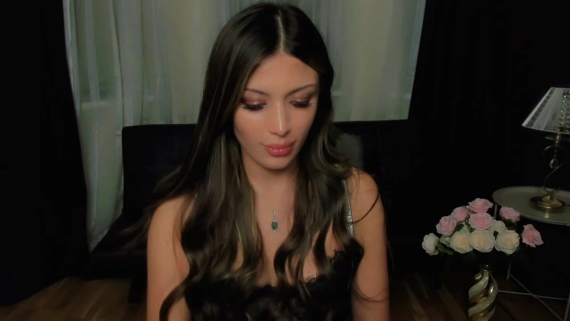Gallery image thumbnail from Angel_on_Duty's myfreecams stream on, 09/28/2023, 23:43 image 9 of 20