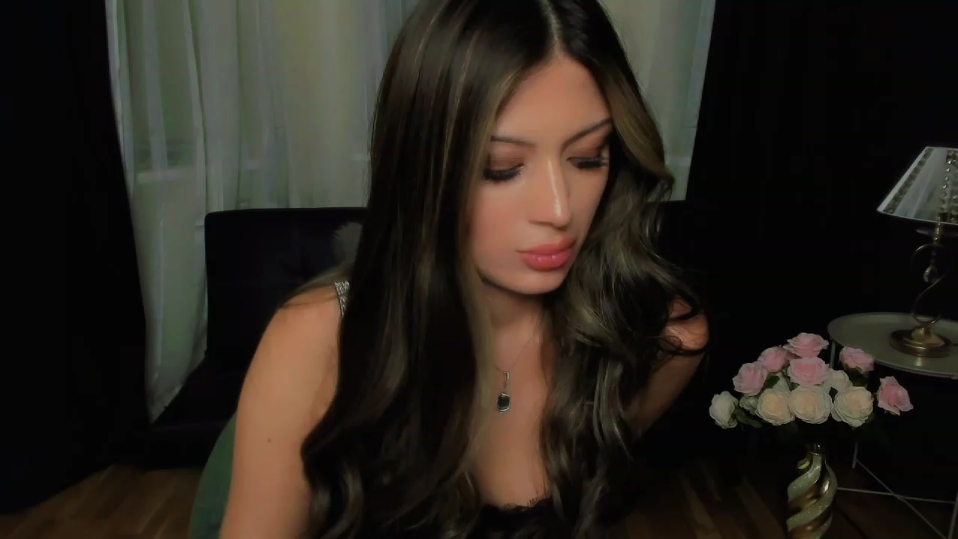 Gallery image thumbnail from Angel_on_Duty's myfreecams stream on, 09/28/2023, 23:43 image 2 of 20
