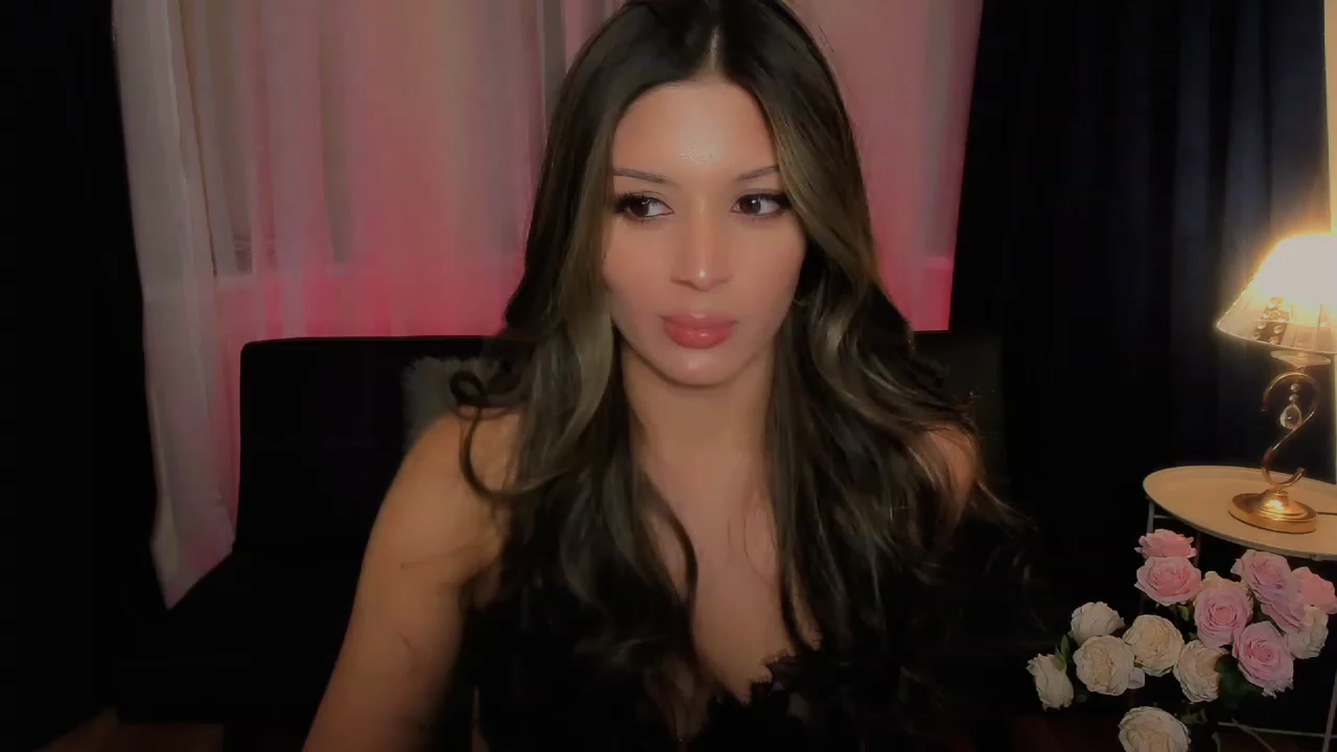 Gallery image thumbnail from Angel_on_Duty's myfreecams stream on, 10/02/2023, 22:40 image 5 of 20