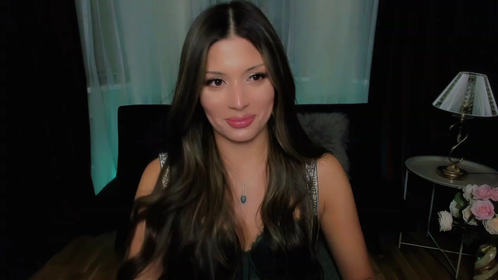 Gallery image thumbnail from Angel_on_Duty's myfreecams stream on, 10/04/2023, 20:28 image 11 of 20