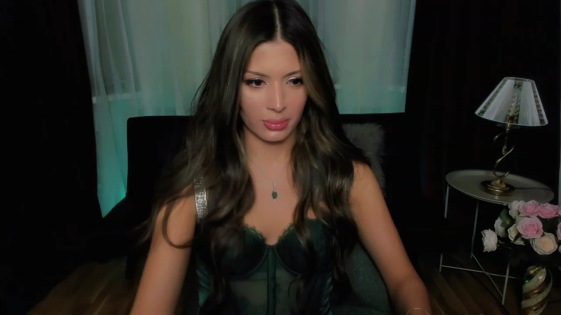 Gallery image thumbnail from Angel_on_Duty's myfreecams stream on, 10/04/2023, 20:28 image 17 of 20