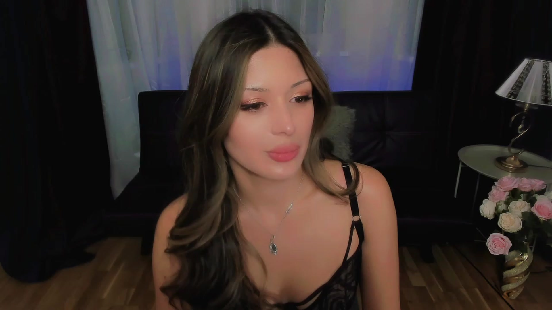 Gallery image thumbnail from Angel_on_Duty's myfreecams stream on, 10/06/2023, 21:26 image 7 of 20