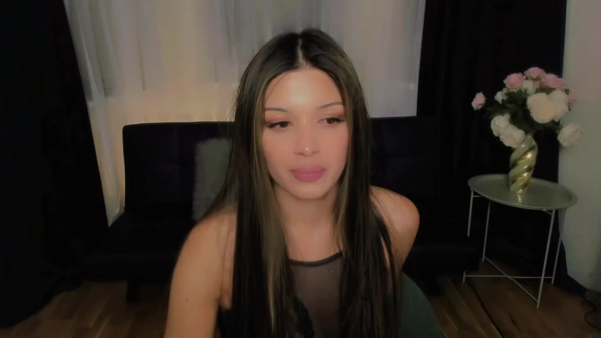 Gallery image thumbnail from Angel_on_Duty's myfreecams stream on, 10/10/2023, 23:25 image 14 of 20