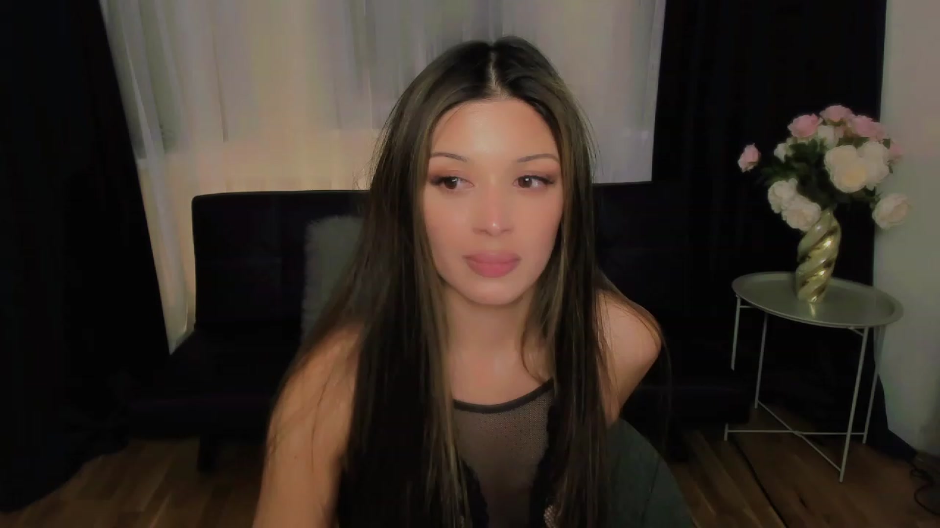 Gallery image thumbnail from Angel_on_Duty's myfreecams stream on, 10/10/2023, 23:25 image 11 of 20