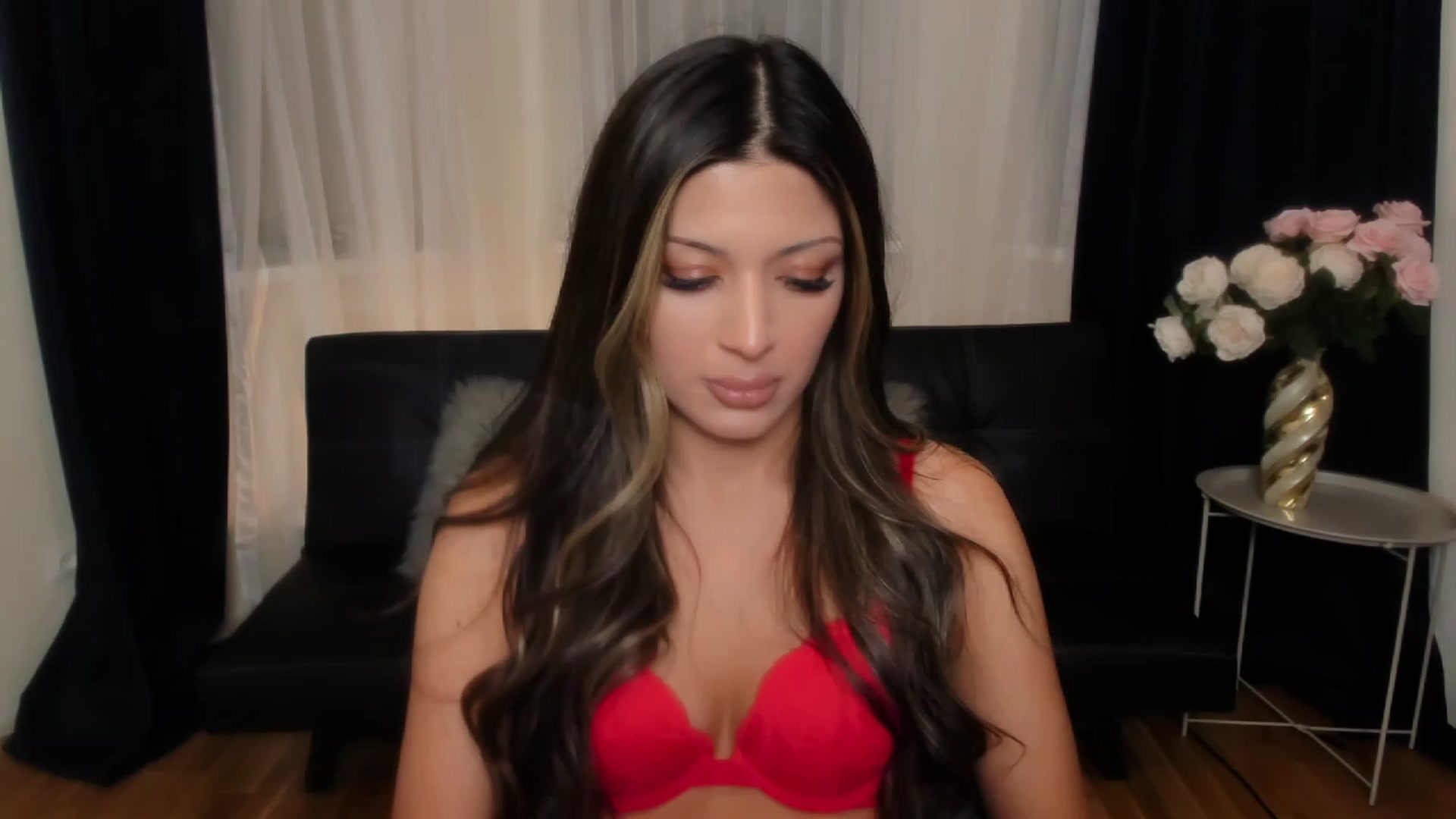 Gallery image thumbnail from Angel_on_Duty's myfreecams stream on, 10/12/2023, 22:19 image 18 of 20