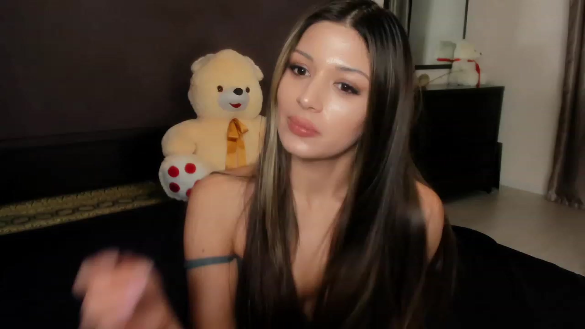 Gallery image thumbnail from Angel_on_Duty's myfreecams stream on, 10/20/2023, 24:51 image 20 of 20