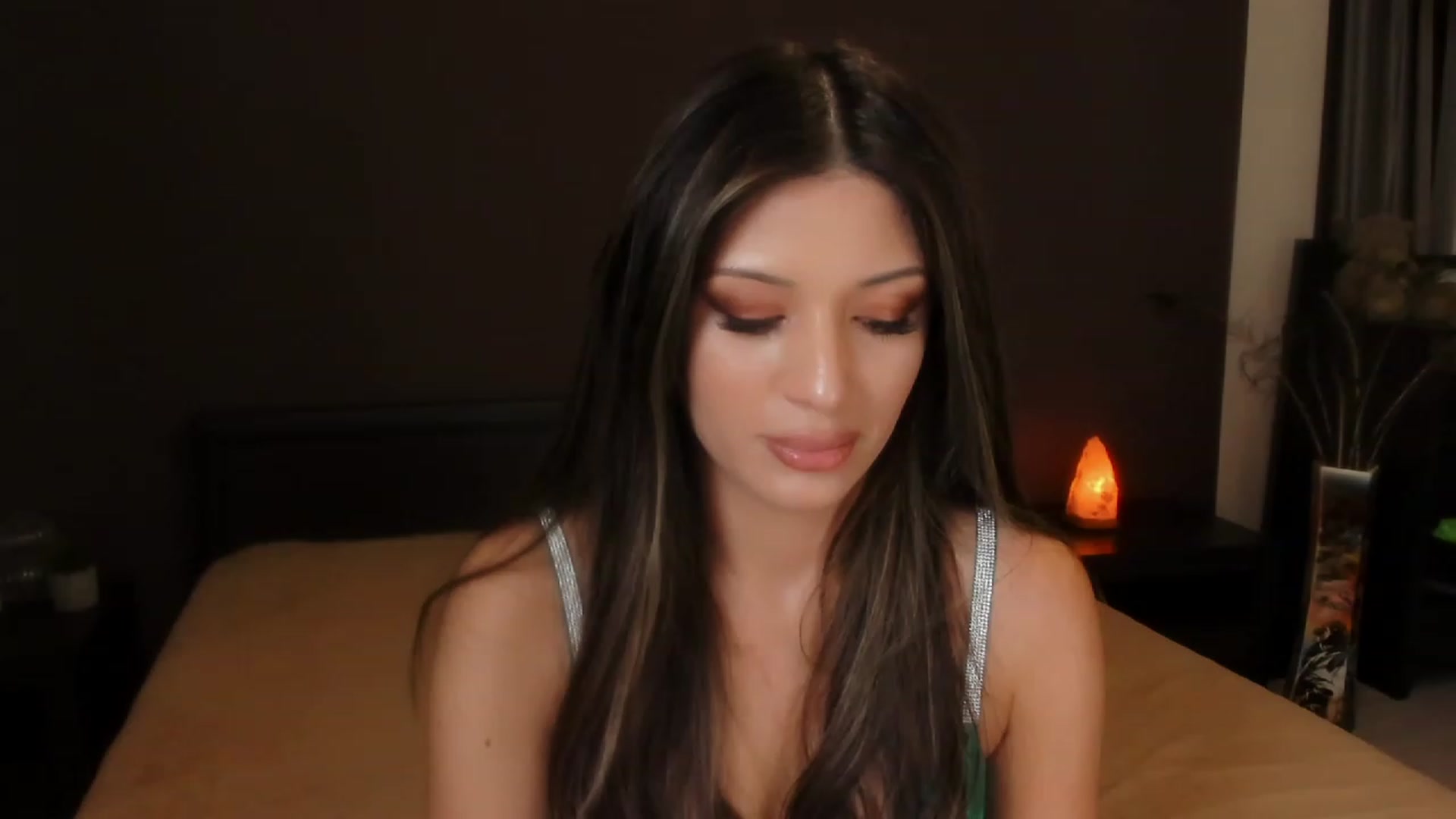 Gallery image thumbnail from Angel_on_Duty's myfreecams stream on, 10/25/2023, 21:02 image 4 of 20