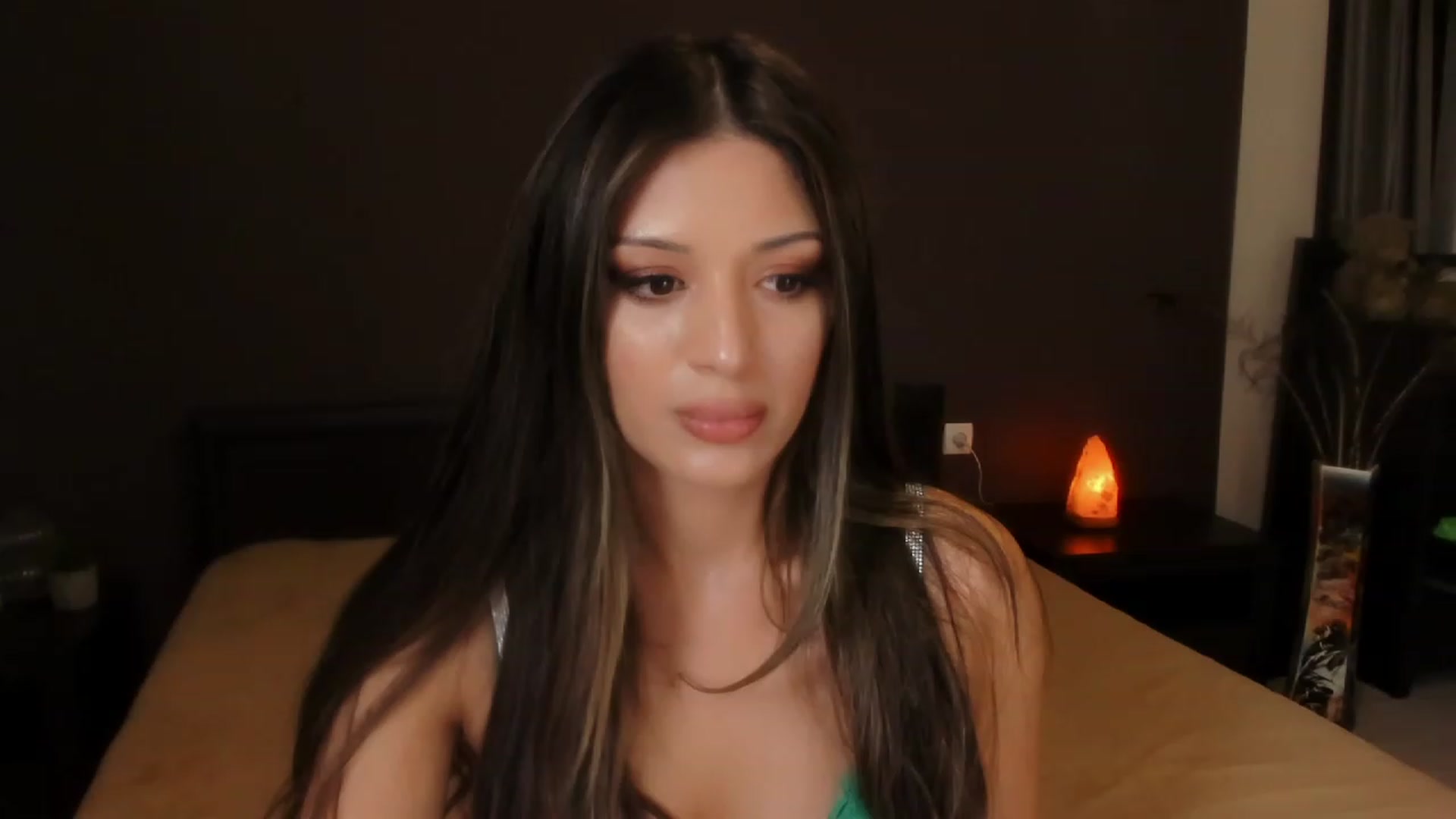 Gallery image thumbnail from Angel_on_Duty's myfreecams stream on, 10/25/2023, 21:02 image 2 of 20