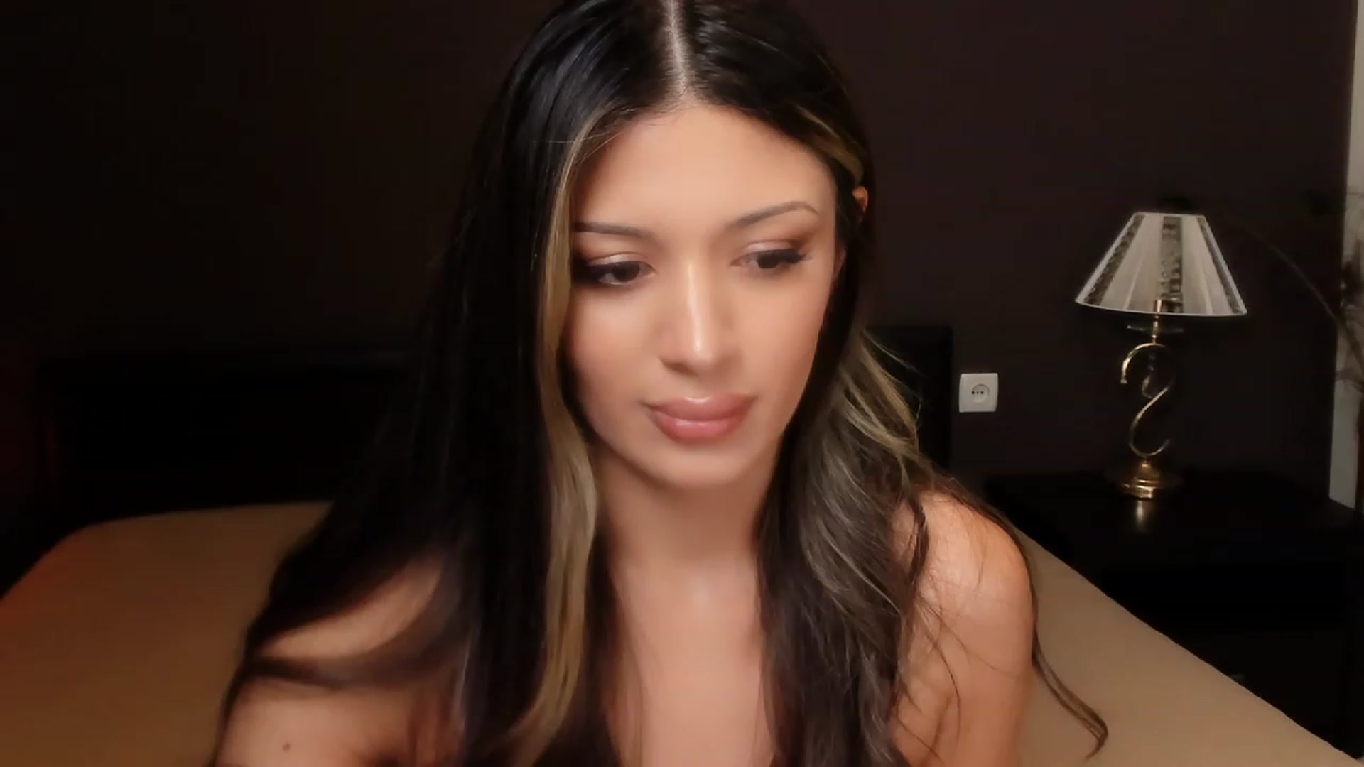 Gallery image thumbnail from Angel_on_Duty's myfreecams stream on, 10/26/2023, 21:59 image 4 of 20