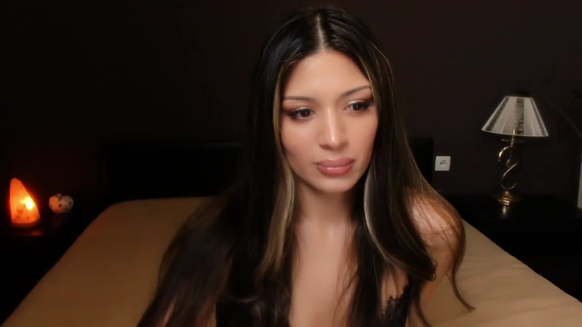 Gallery image thumbnail from Angel_on_Duty's myfreecams stream on, 10/26/2023, 22:27 image 5 of 20