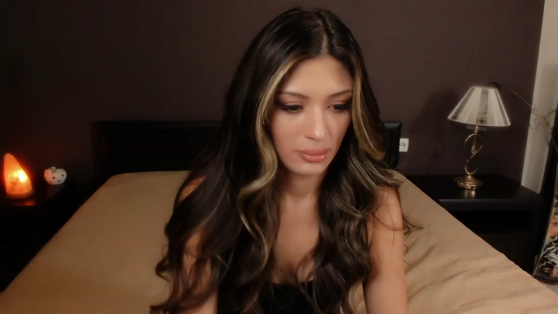 Gallery image thumbnail from Angel_on_Duty's myfreecams stream on, 10/27/2023, 20:25 image 9 of 20