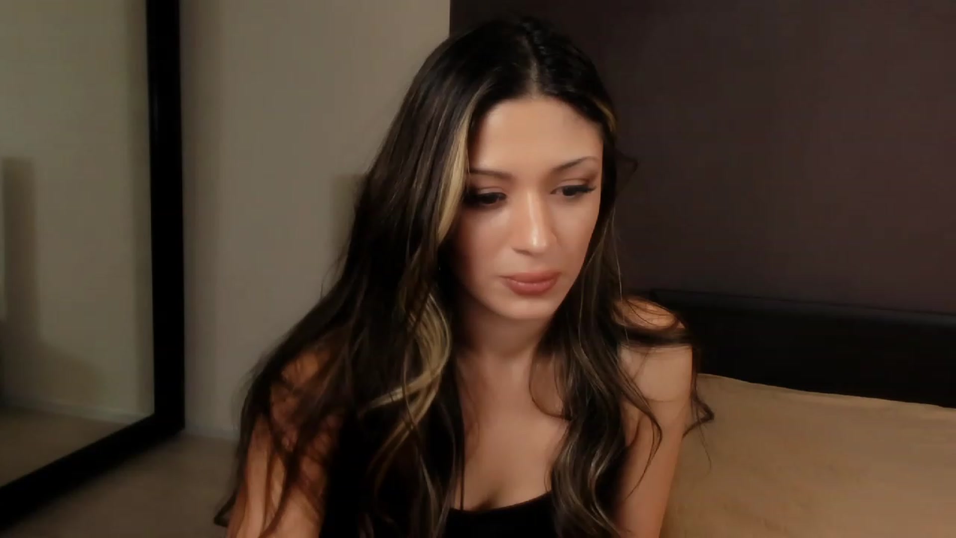 Gallery image thumbnail from Angel_on_Duty's myfreecams stream on, 10/27/2023, 23:01 image 15 of 20