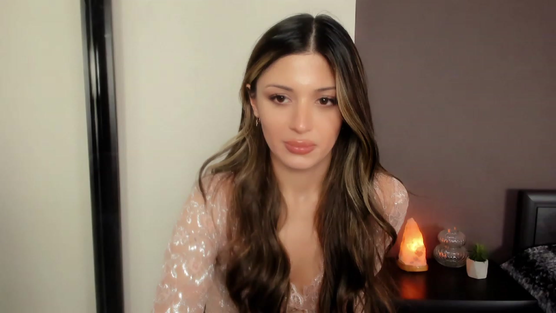Gallery image thumbnail from Angel_on_Duty's myfreecams stream on, 10/30/2023, 24:34 image 19 of 20