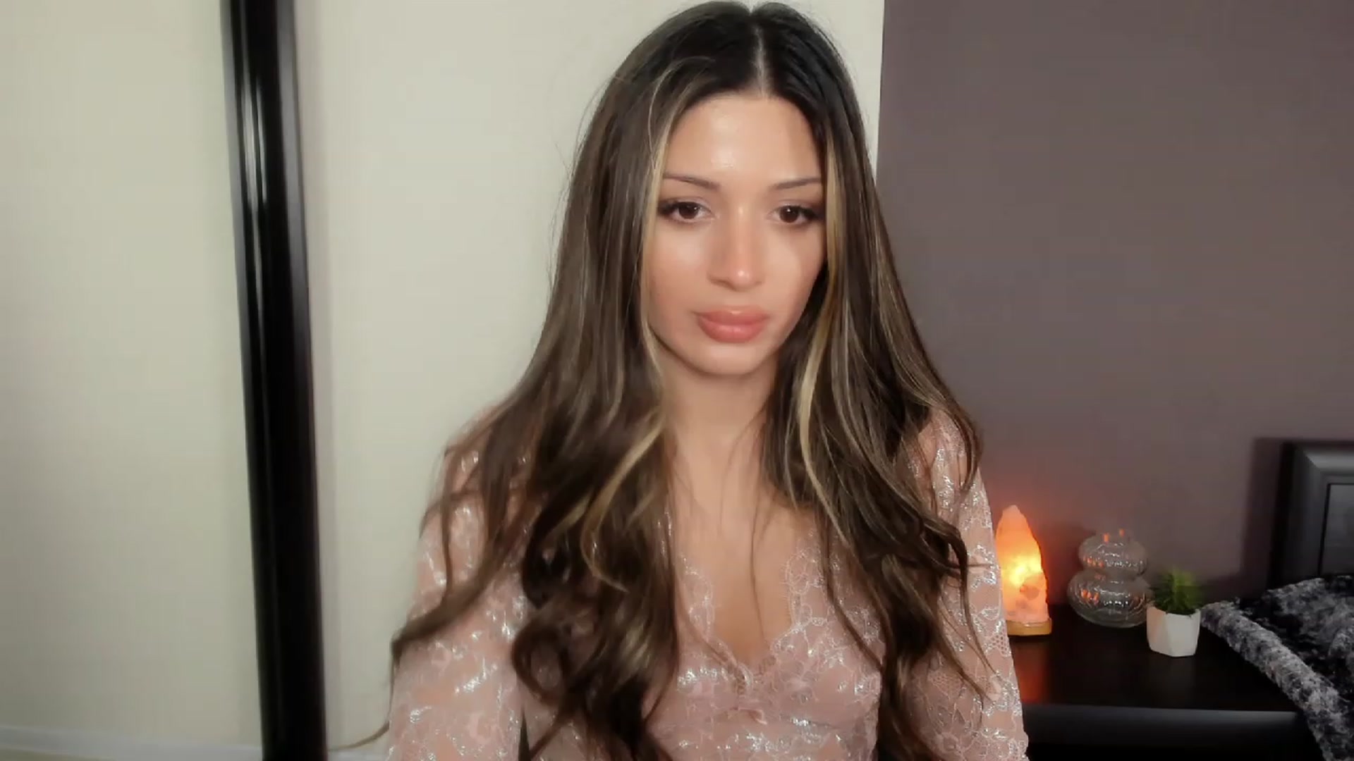 Gallery image thumbnail from Angel_on_Duty's myfreecams stream on, 10/30/2023, 02:59 image 11 of 20