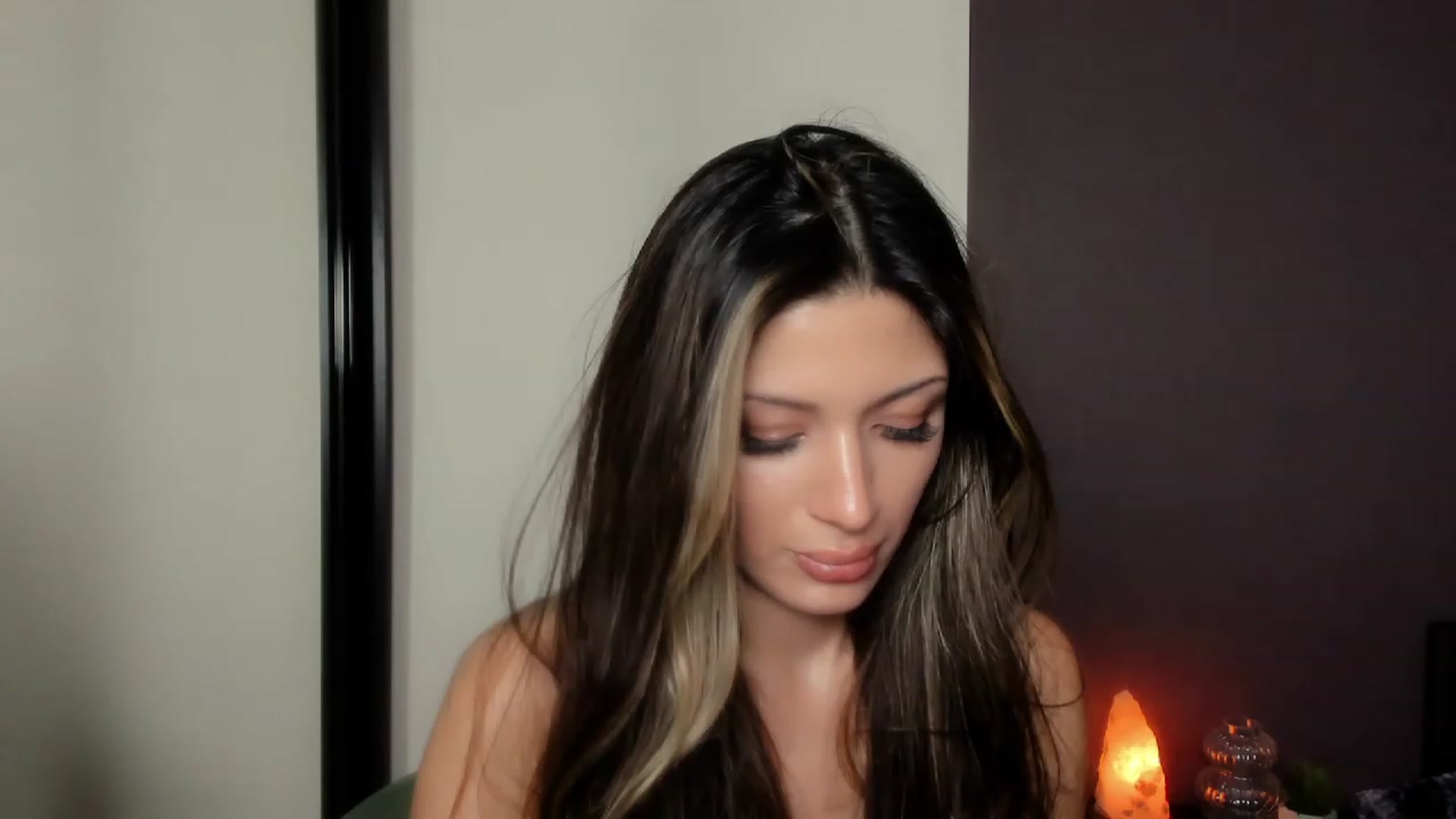 Gallery image thumbnail from Angel_on_Duty's myfreecams stream on, 10/30/2023, 06:15 image 14 of 20