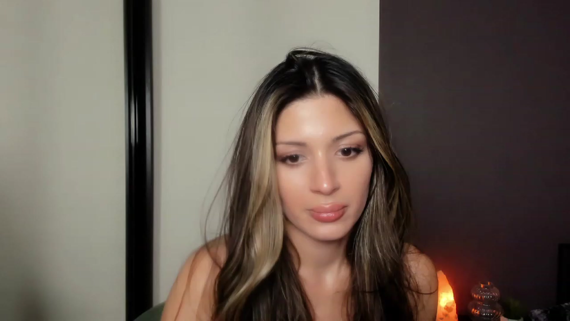 Gallery image thumbnail from Angel_on_Duty's myfreecams stream on, 10/30/2023, 06:15 image 15 of 20