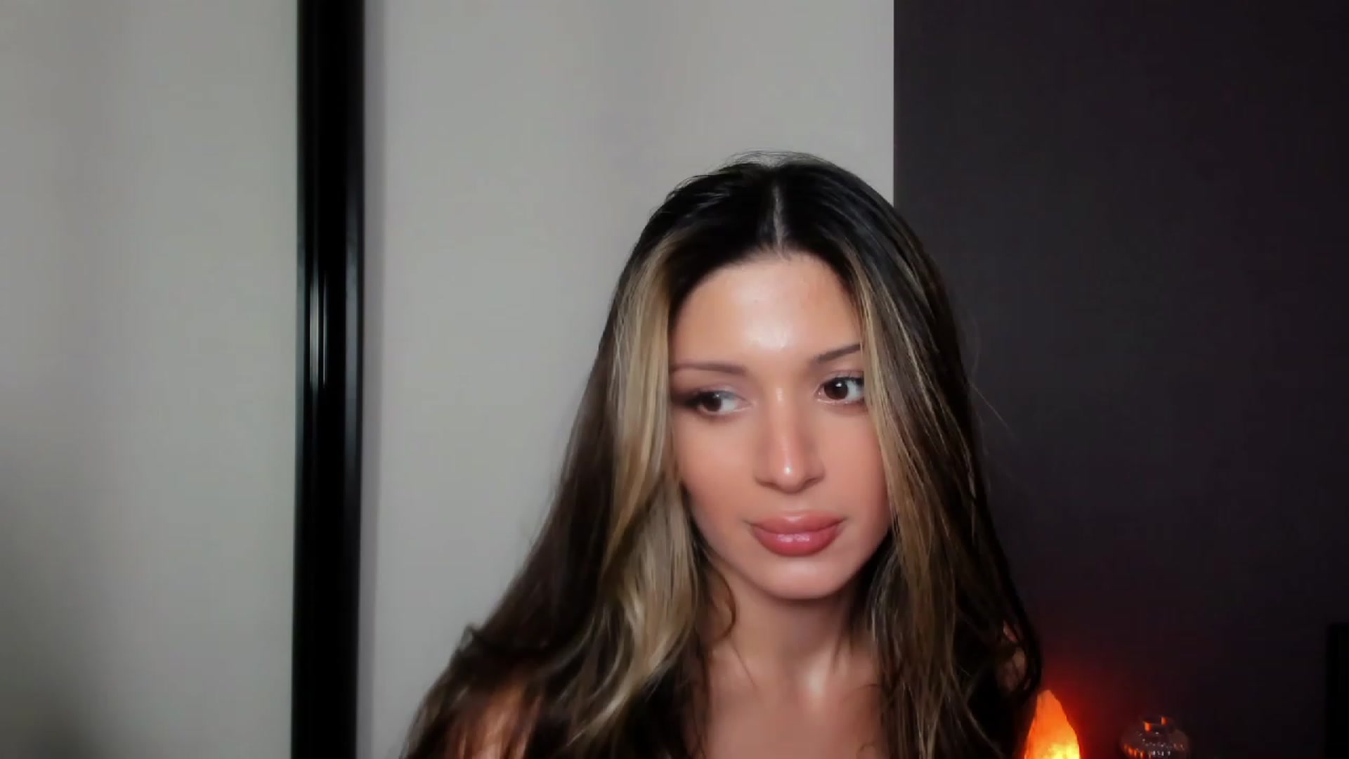 Gallery image thumbnail from Angel_on_Duty's myfreecams stream on, 10/30/2023, 06:15 image 12 of 20