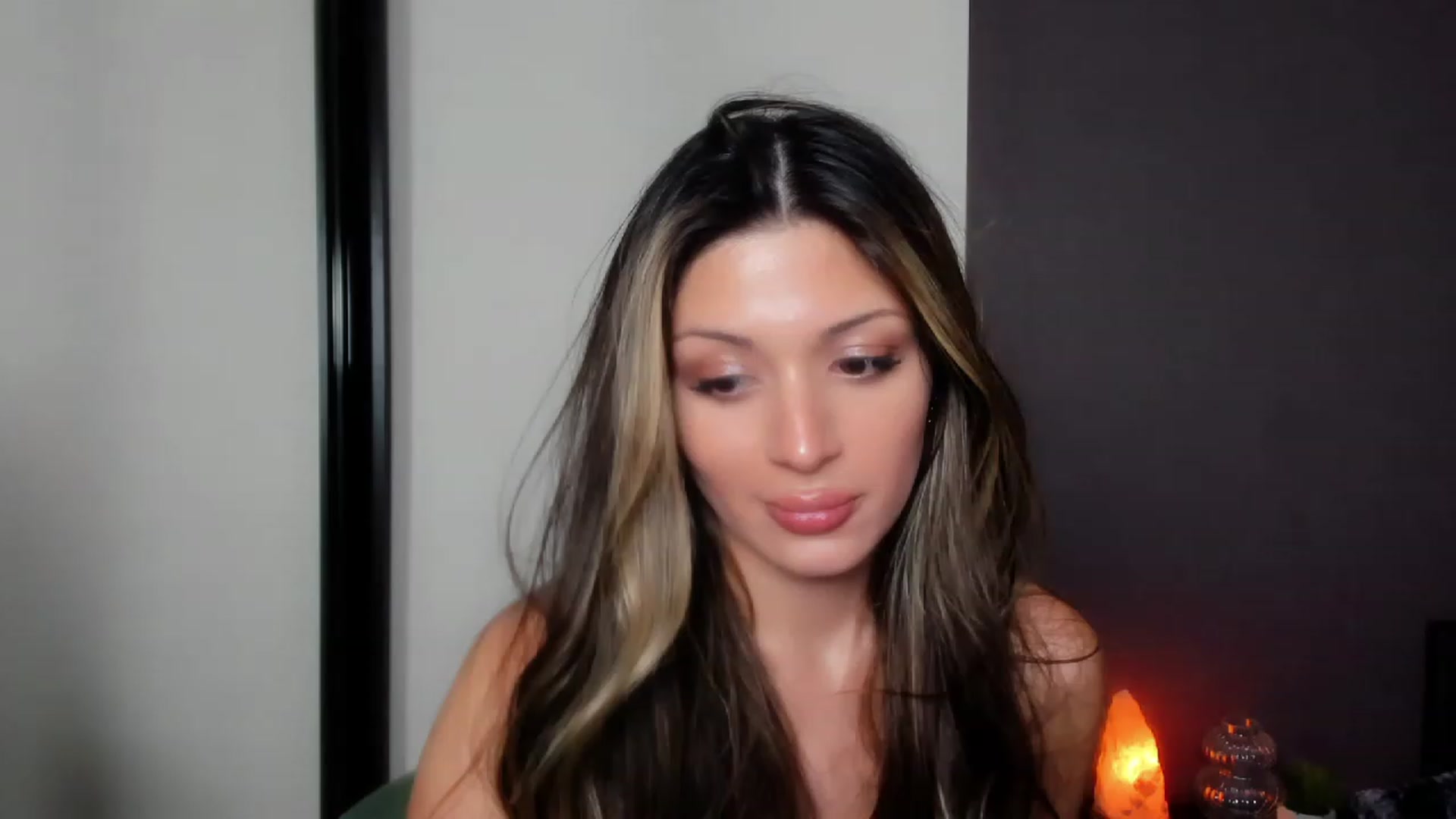 Gallery image thumbnail from Angel_on_Duty's myfreecams stream on, 10/30/2023, 06:15 image 13 of 20