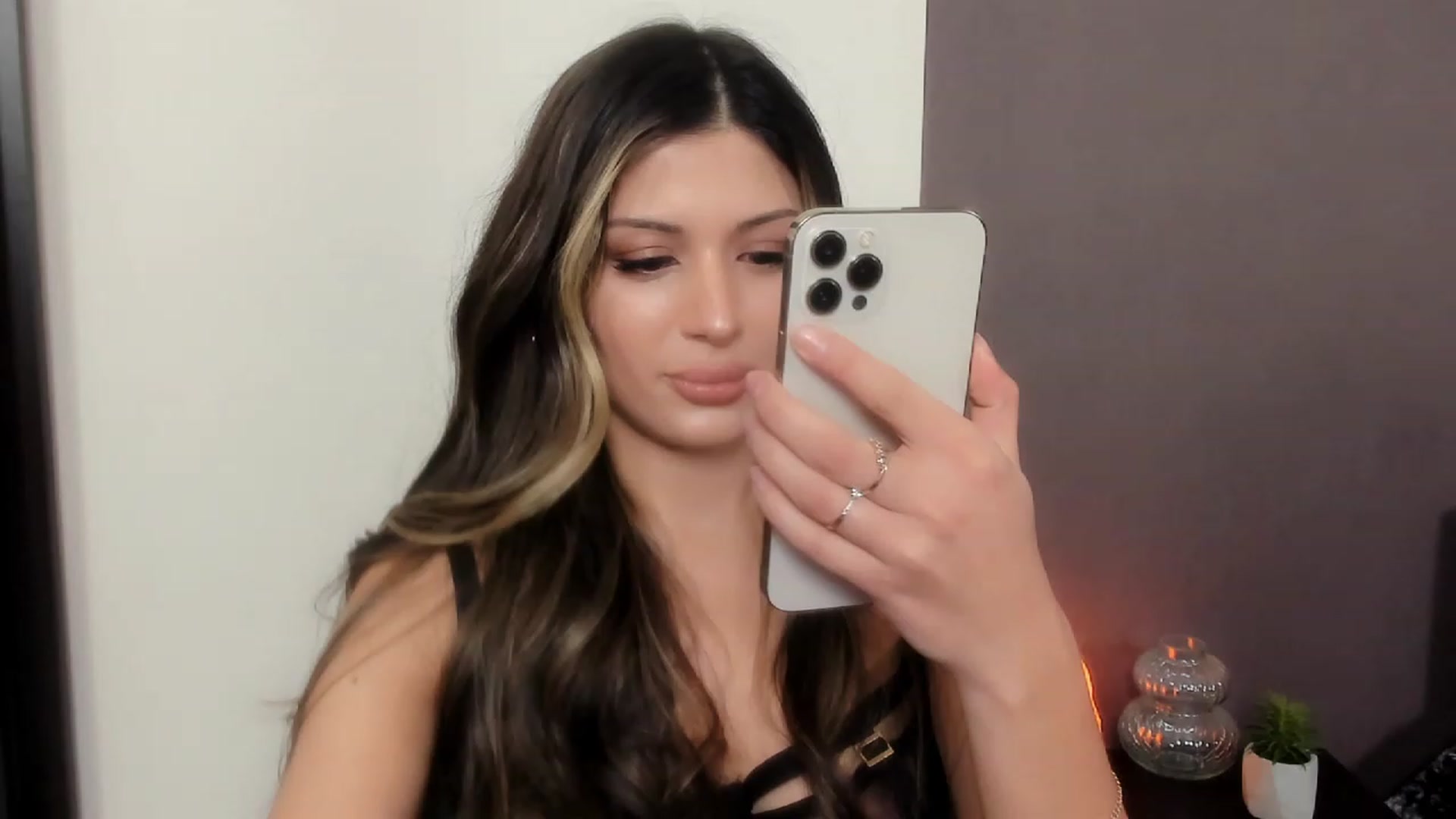Gallery image thumbnail from Angel_on_Duty's myfreecams stream on, 10/30/2023, 23:16 image 13 of 20