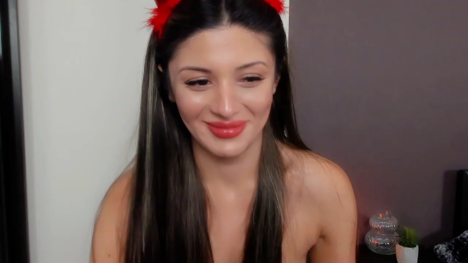 Gallery image thumbnail from Angel_on_Duty's myfreecams stream on, 11/01/2023, 24:02 image 7 of 20