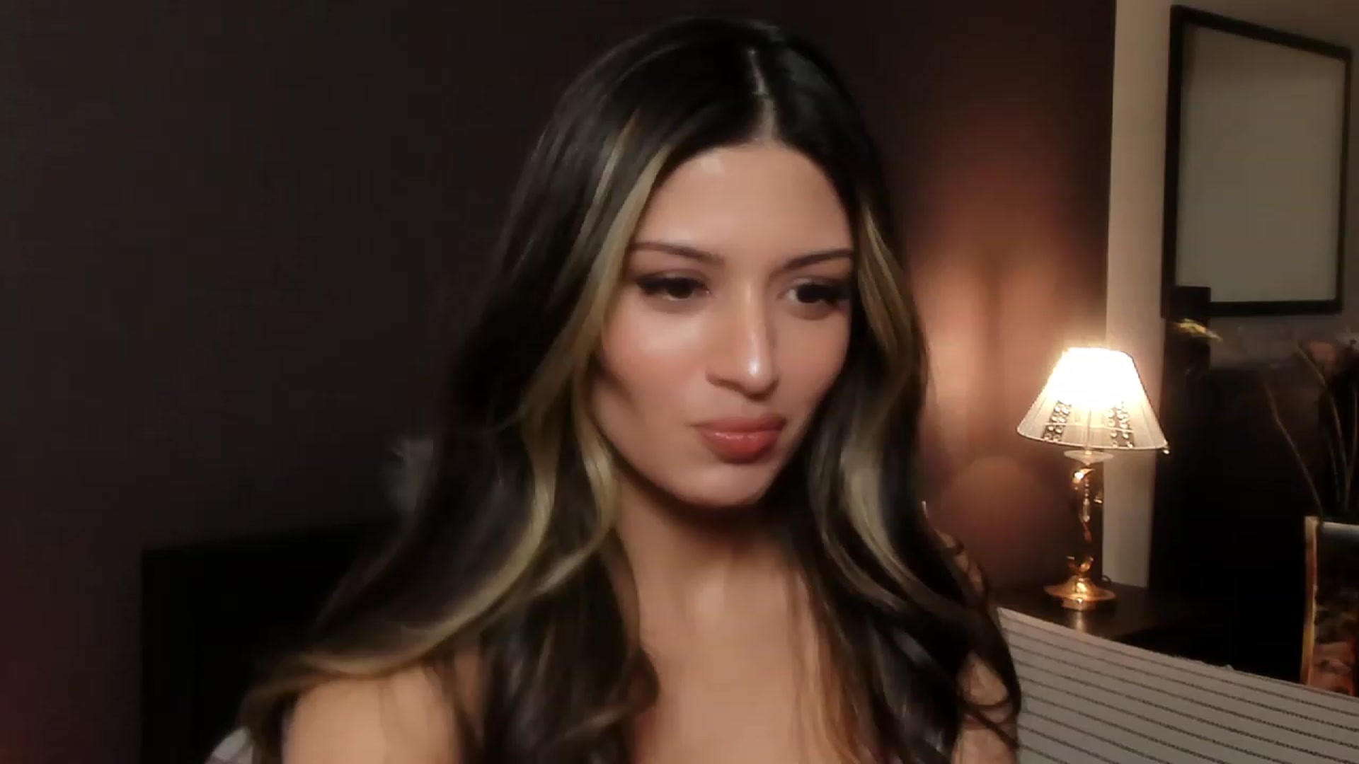 Gallery image thumbnail from Angel_on_Duty's myfreecams stream on, 11/03/2023, 22:00 image 5 of 20