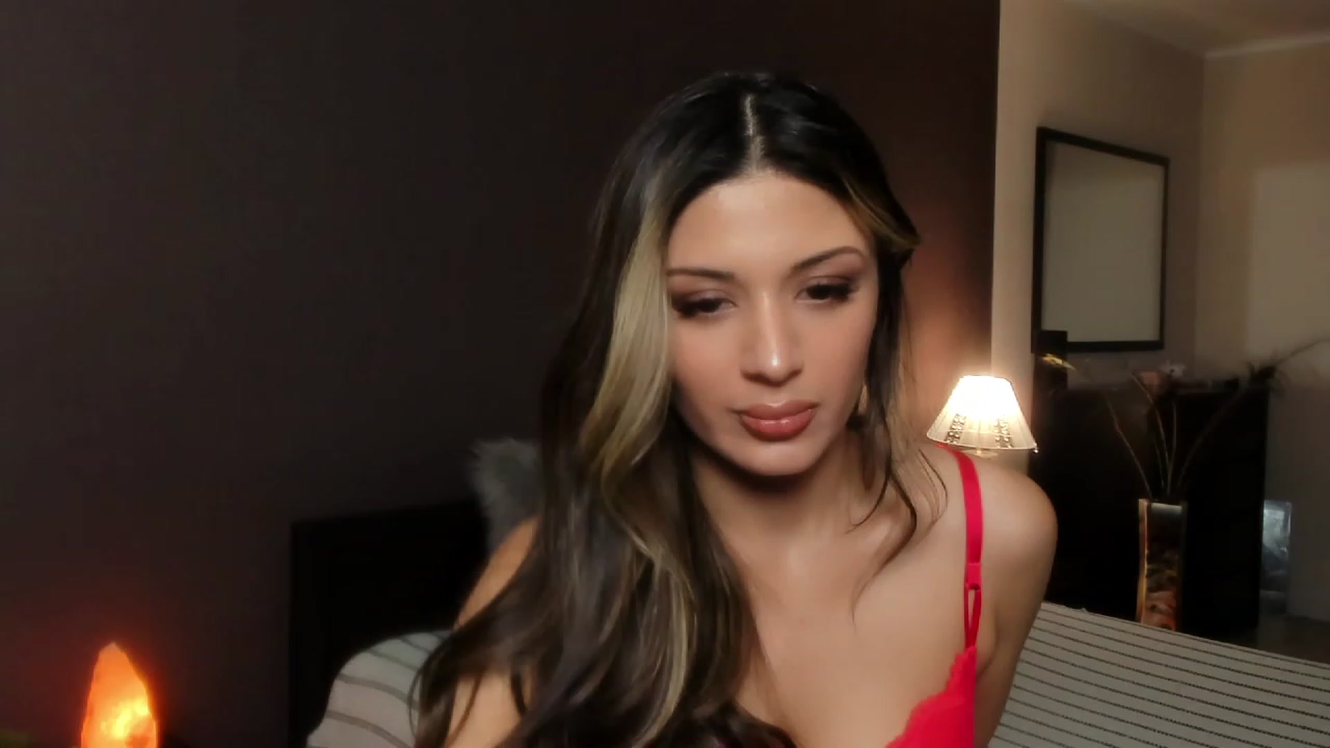 Gallery image thumbnail from Angel_on_Duty's myfreecams stream on, 11/03/2023, 22:00 image 18 of 20