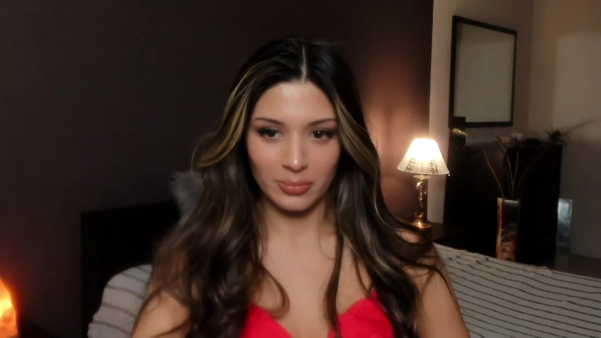 Gallery image thumbnail from Angel_on_Duty's myfreecams stream on, 11/04/2023, 01:51 image 14 of 20