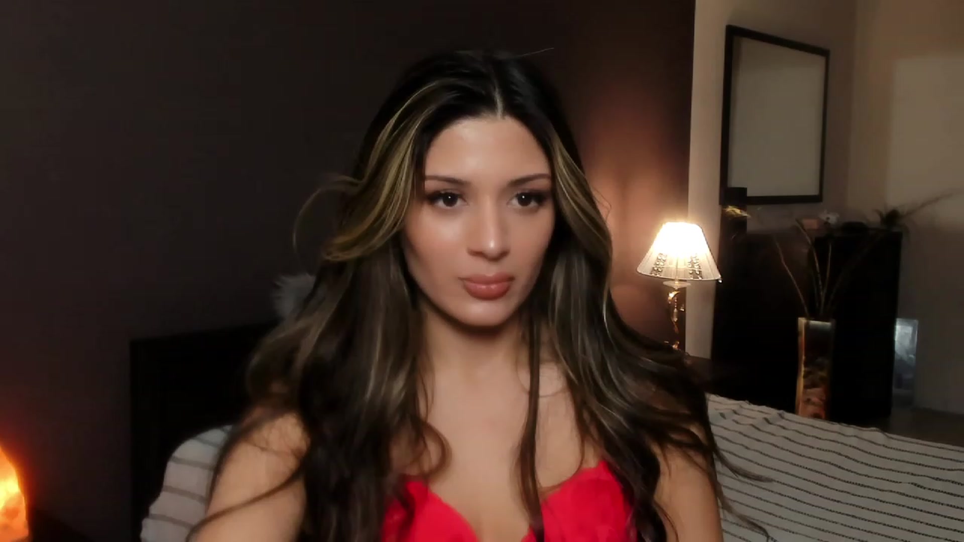 Gallery image thumbnail from Angel_on_Duty's myfreecams stream on, 11/04/2023, 01:51 image 9 of 20