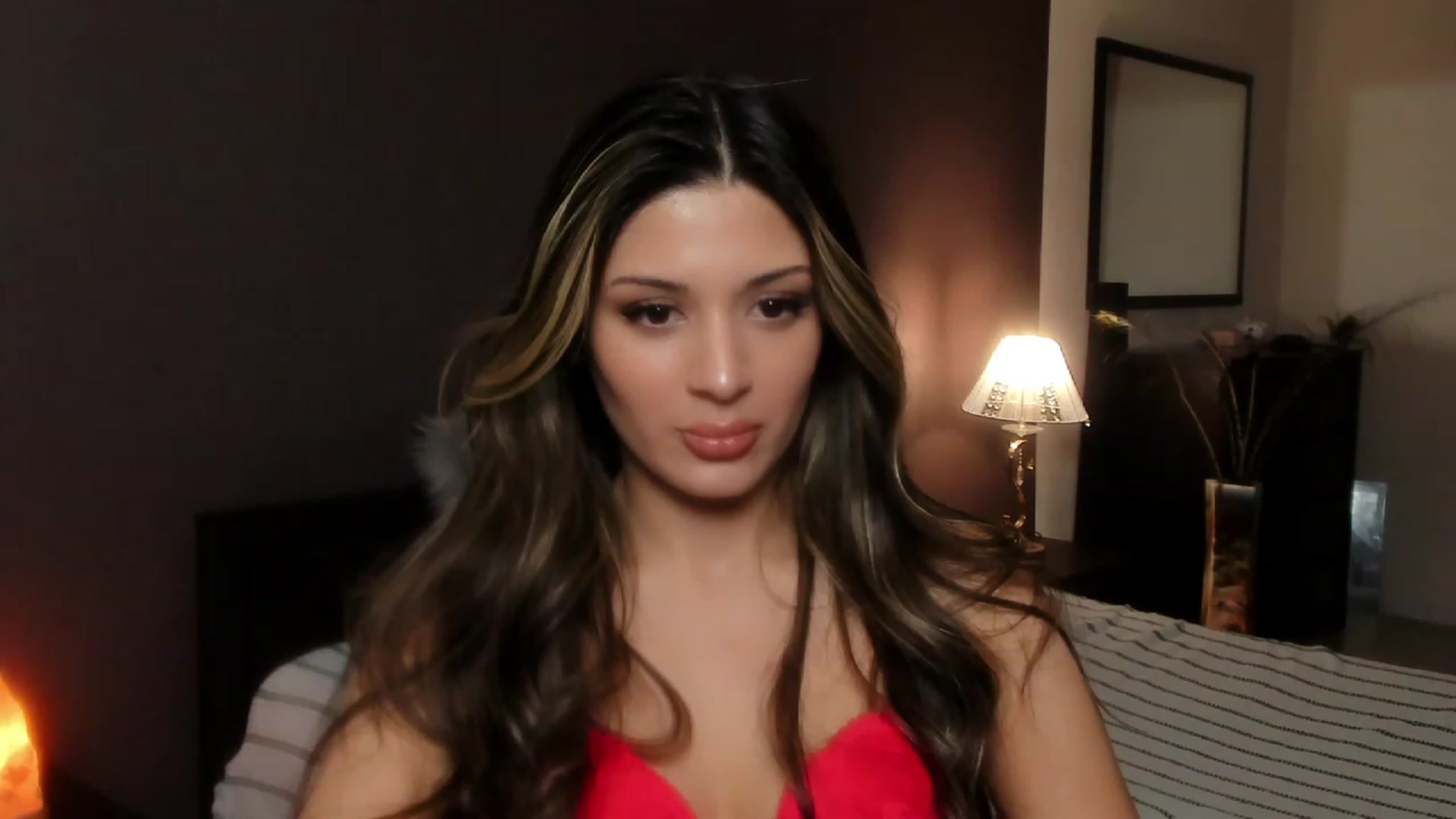 Gallery image thumbnail from Angel_on_Duty's myfreecams stream on, 11/04/2023, 01:51 image 13 of 20