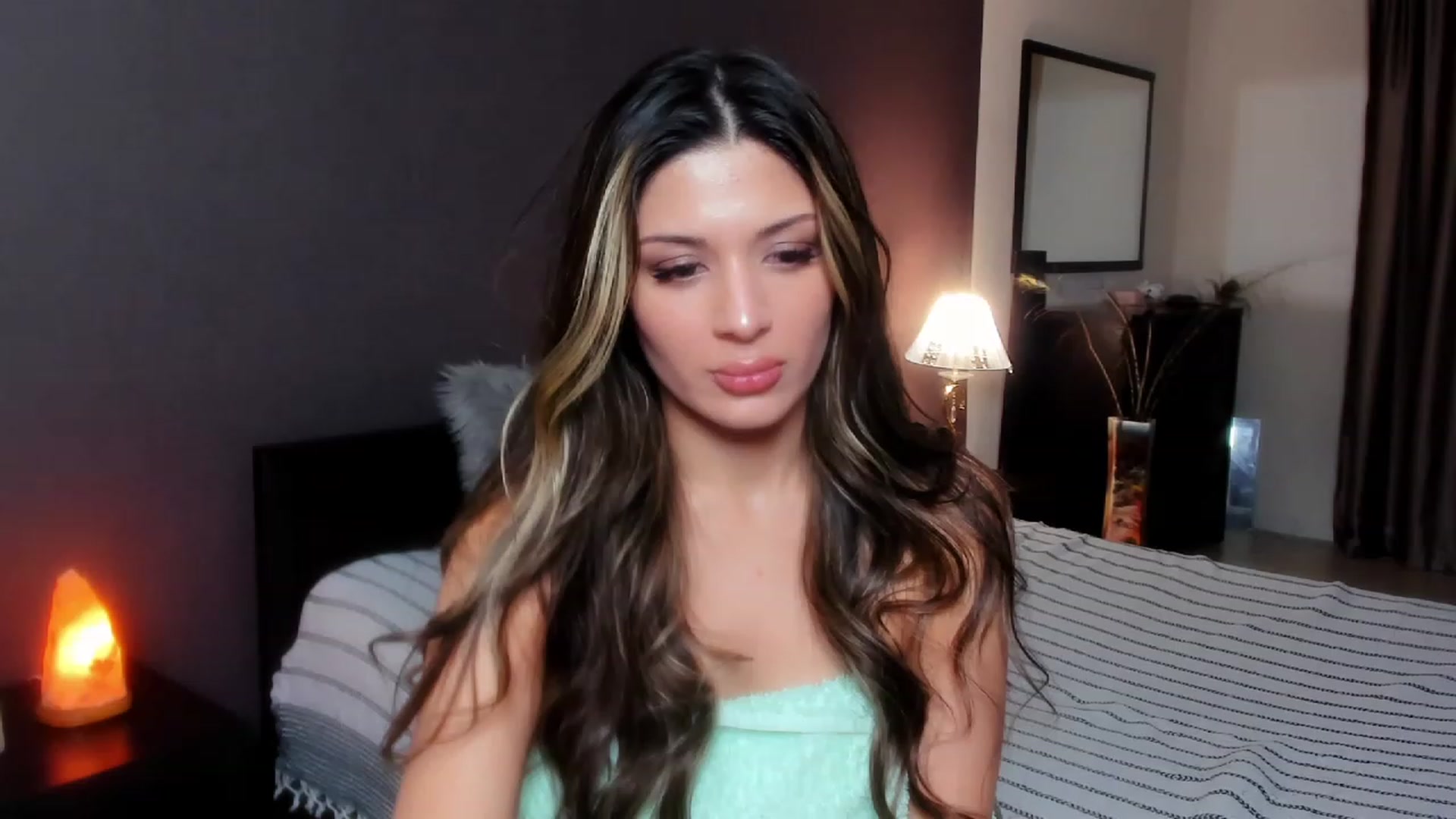 Gallery image thumbnail from Angel_on_Duty's myfreecams stream on, 11/04/2023, 02:49 image 17 of 20