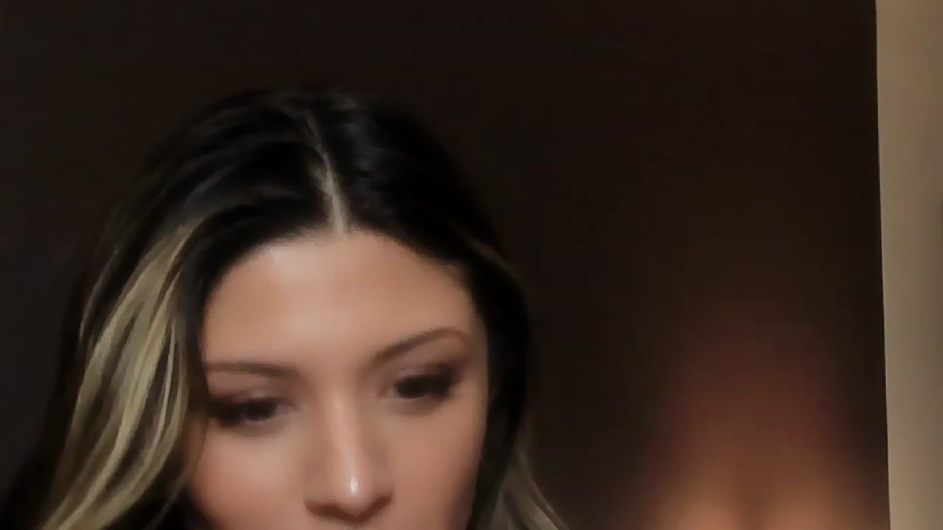 Gallery image thumbnail from Angel_on_Duty's myfreecams stream on, 11/04/2023, 02:49 image 9 of 20