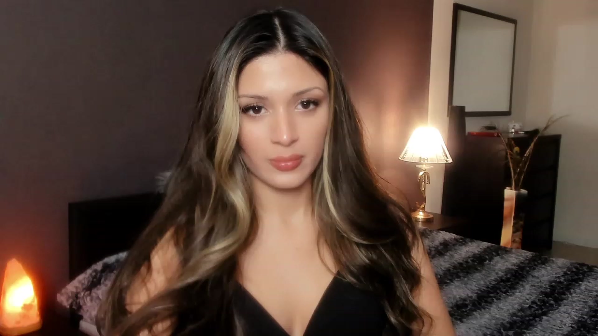 Gallery image thumbnail from Angel_on_Duty's myfreecams stream on, 11/05/2023, 24:31 image 20 of 20