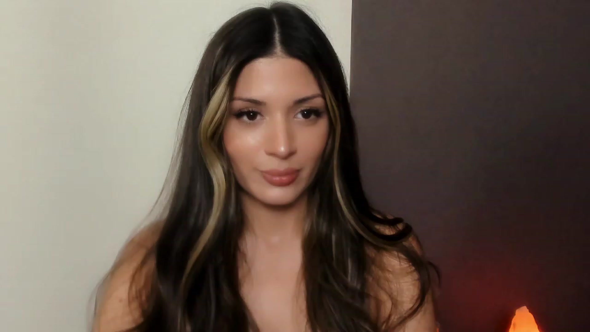 Gallery image thumbnail from Angel_on_Duty's myfreecams stream on, 11/06/2023, 24:01 image 9 of 20