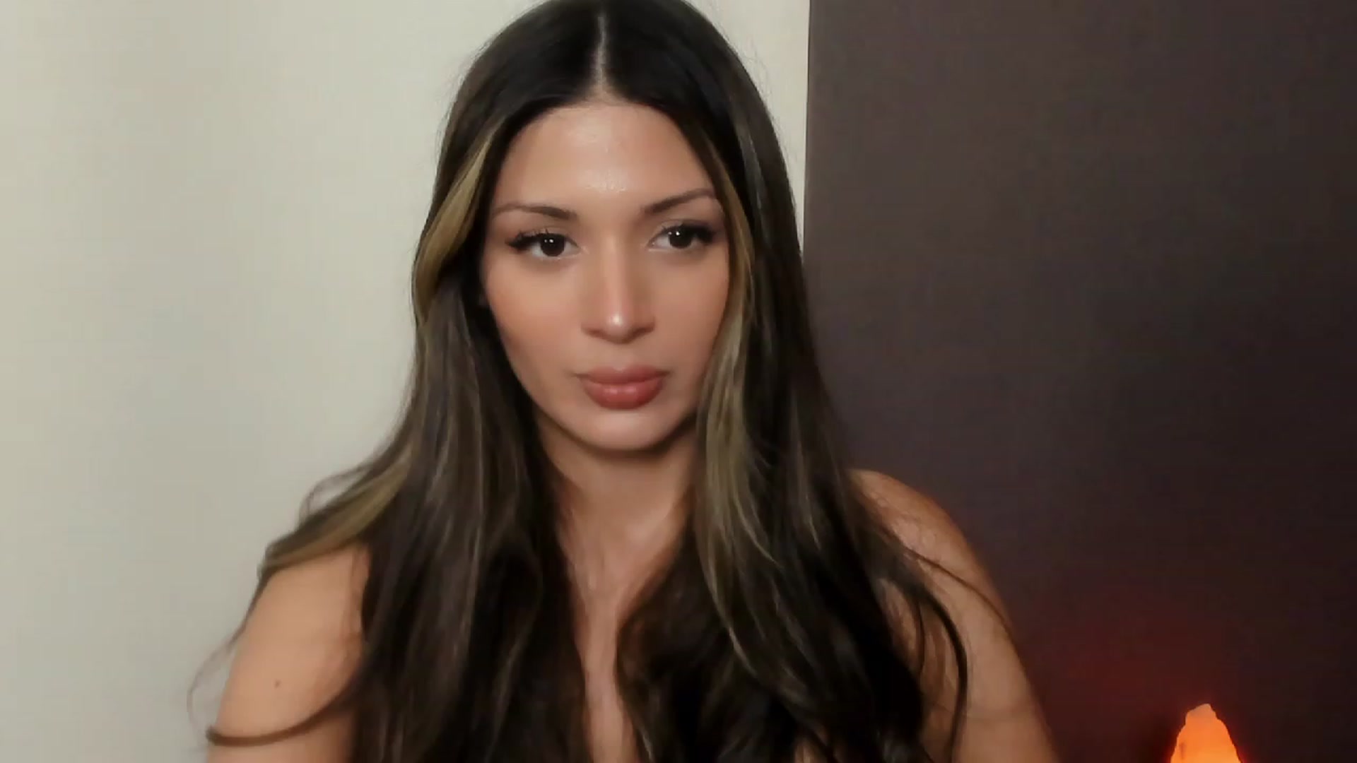 Gallery image thumbnail from Angel_on_Duty's myfreecams stream on, 11/06/2023, 24:01 image 1 of 20