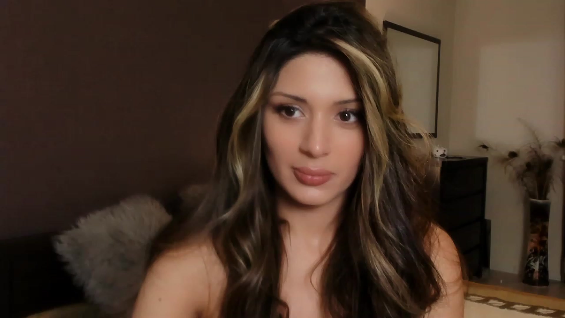 Gallery image thumbnail from Angel_on_Duty's myfreecams stream on, 11/11/2023, 01:29 image 14 of 20