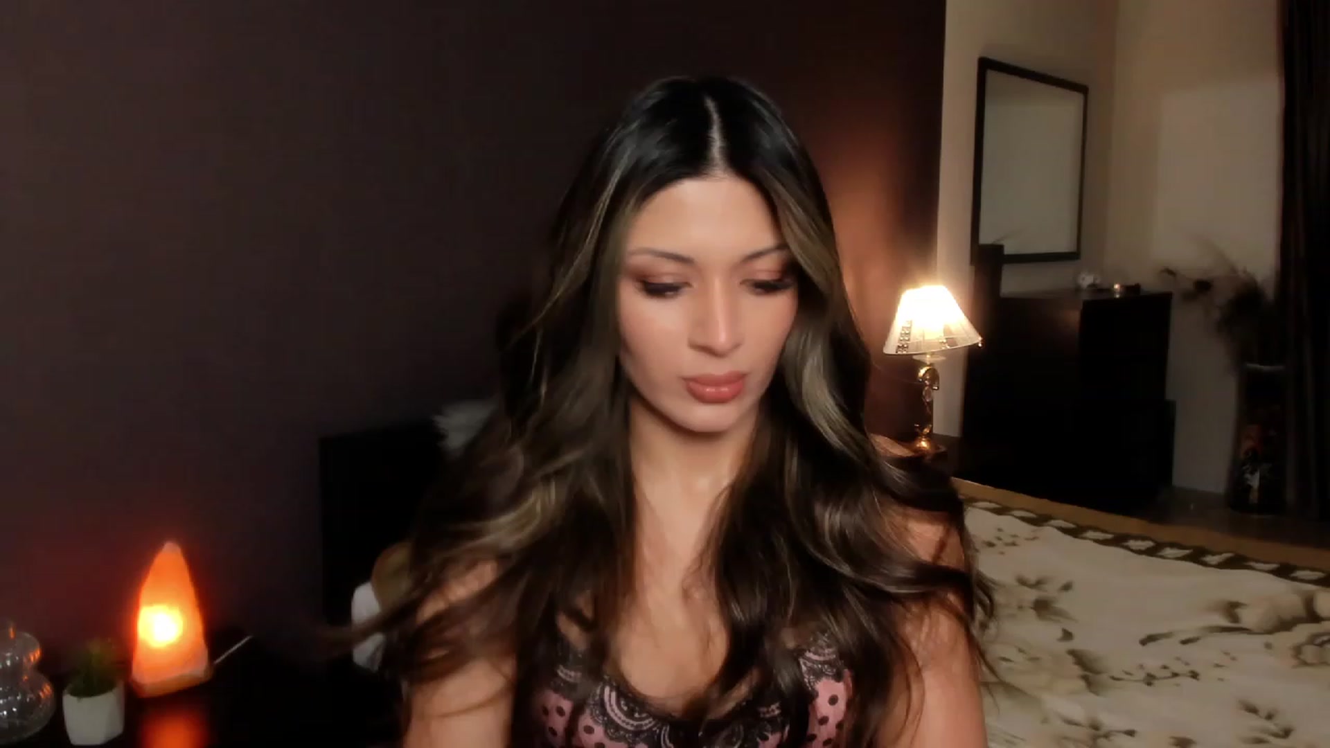 Gallery image thumbnail from Angel_on_Duty's myfreecams stream on, 11/12/2023, 21:22 image 2 of 20