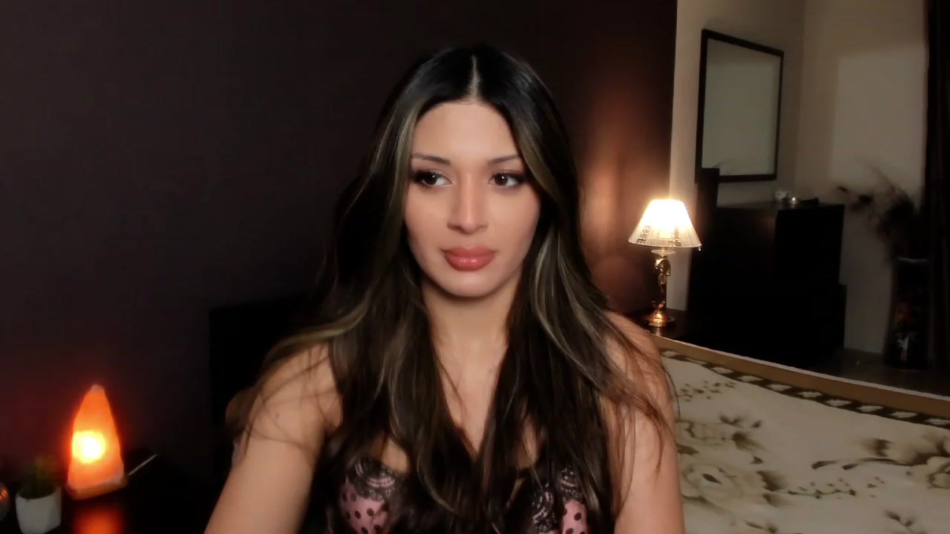 Gallery image thumbnail from Angel_on_Duty's myfreecams stream on, 11/13/2023, 02:28 image 2 of 20