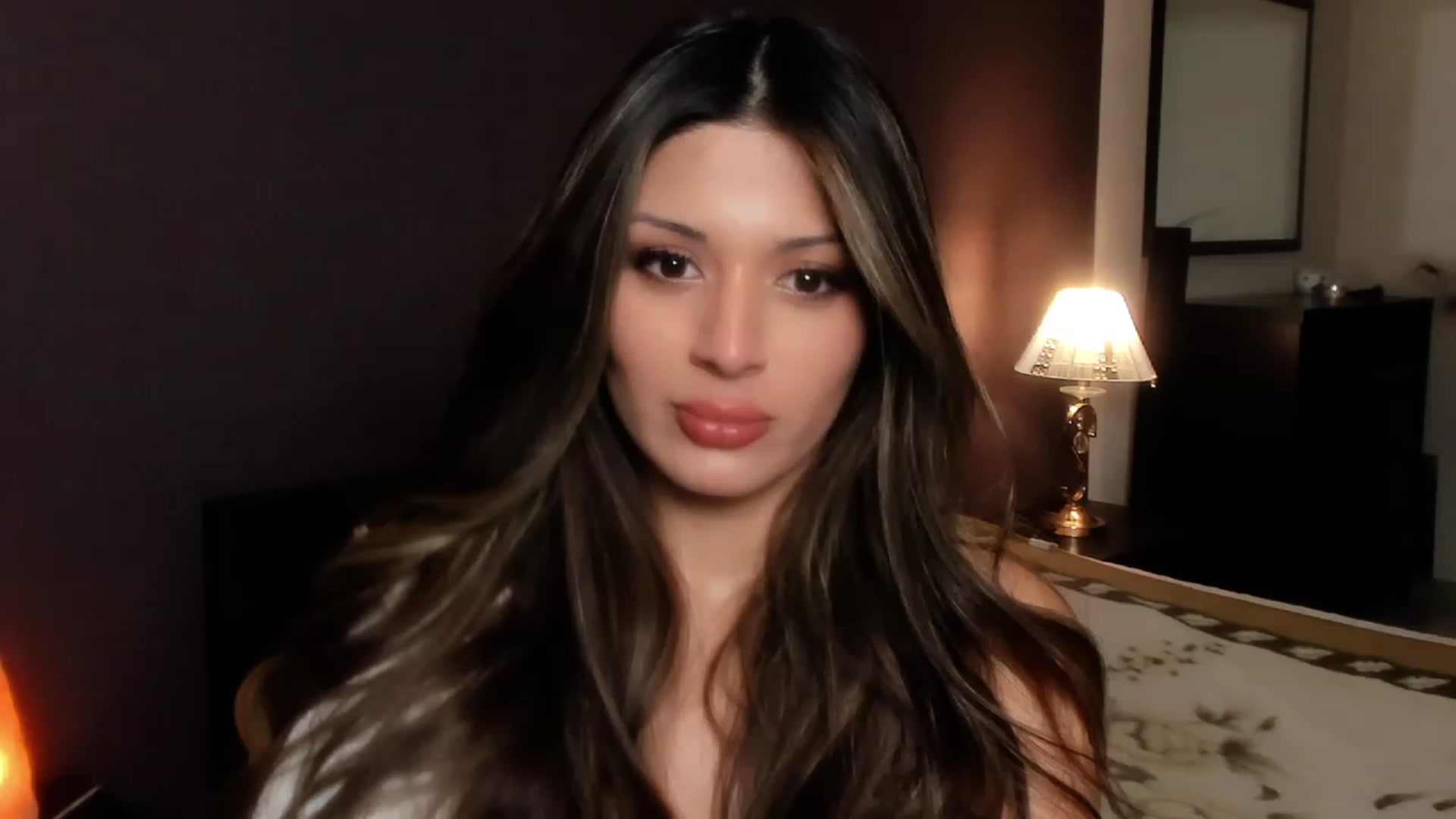 Gallery image thumbnail from Angel_on_Duty's myfreecams stream on, 11/13/2023, 02:59 image 5 of 20