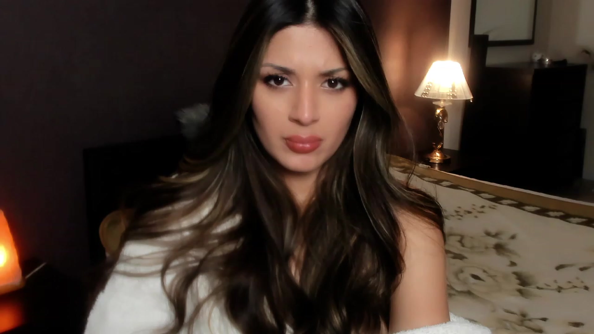 Gallery image thumbnail from Angel_on_Duty's myfreecams stream on, 11/13/2023, 02:59 image 14 of 20
