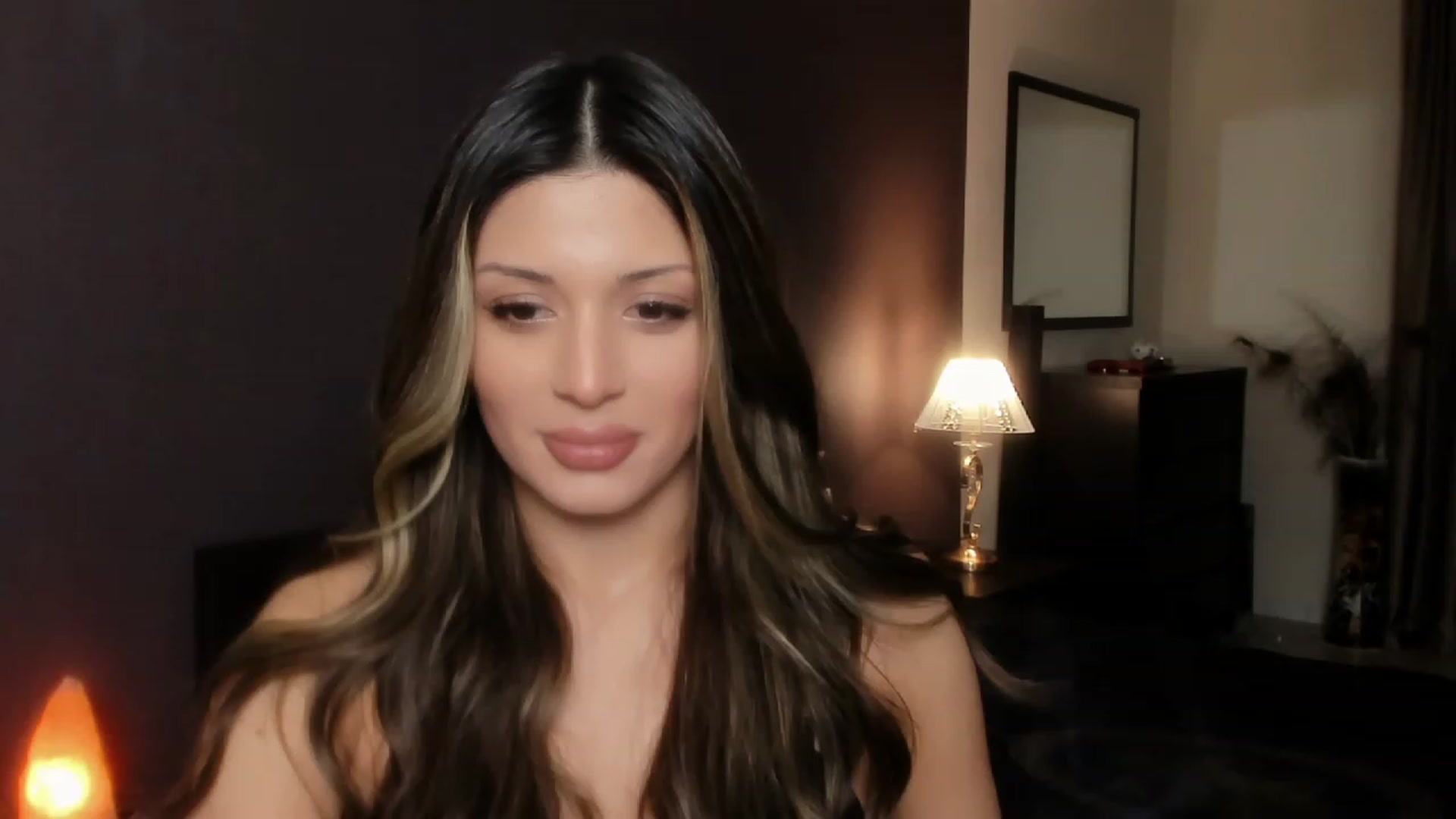 Gallery image thumbnail from Angel_on_Duty's myfreecams stream on, 11/13/2023, 20:30 image 10 of 20