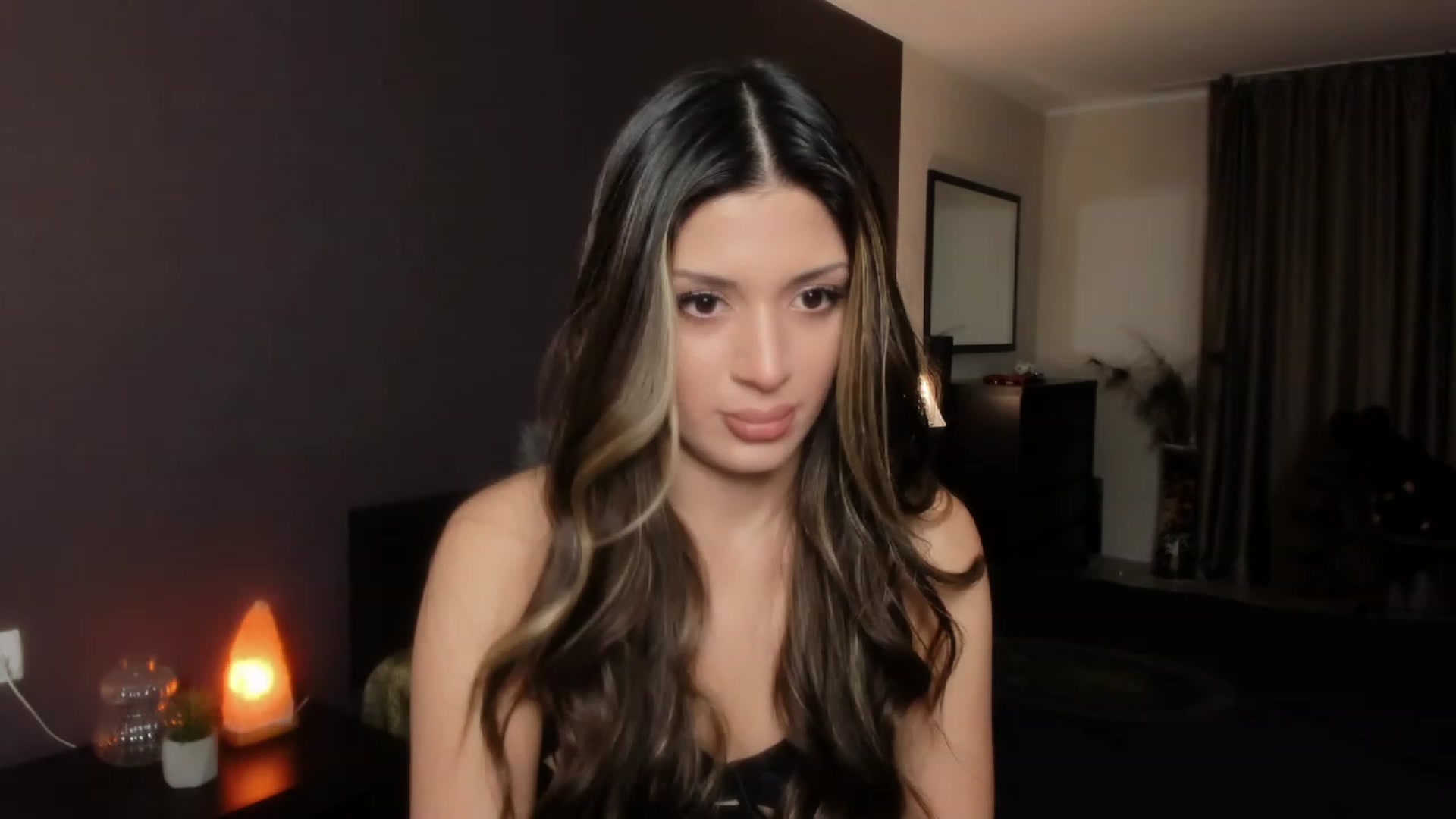 Gallery image thumbnail from Angel_on_Duty's myfreecams stream on, 11/13/2023, 20:30 image 6 of 20