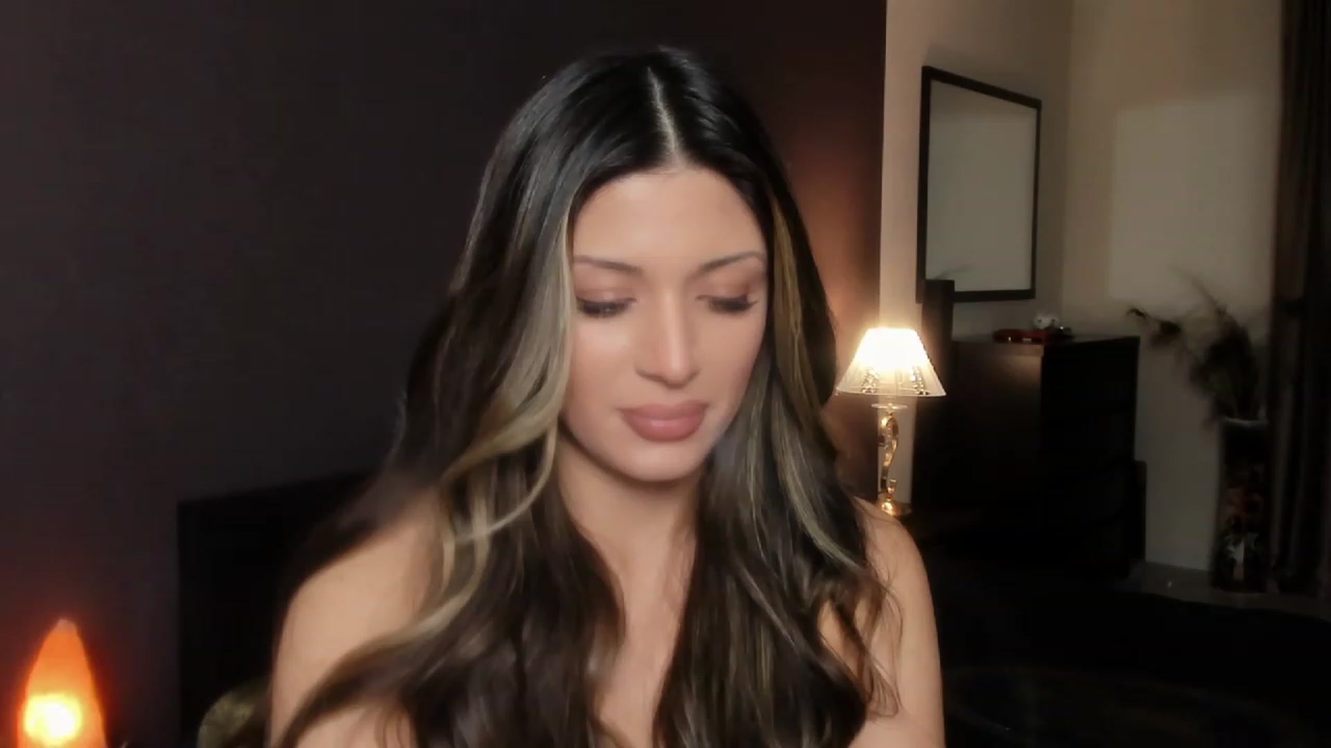 Gallery image thumbnail from Angel_on_Duty's myfreecams stream on, 11/13/2023, 20:30 image 11 of 20
