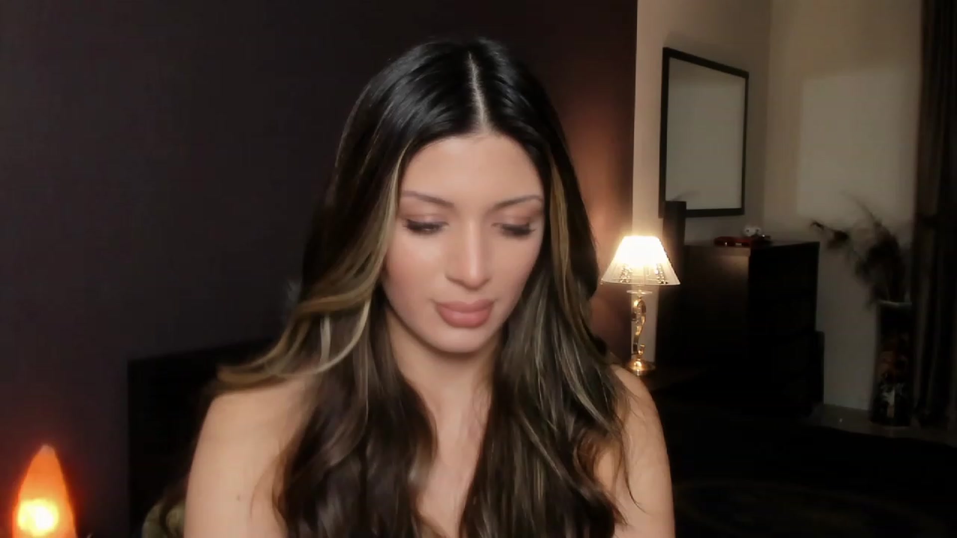Gallery image thumbnail from Angel_on_Duty's myfreecams stream on, 11/13/2023, 20:30 image 13 of 20