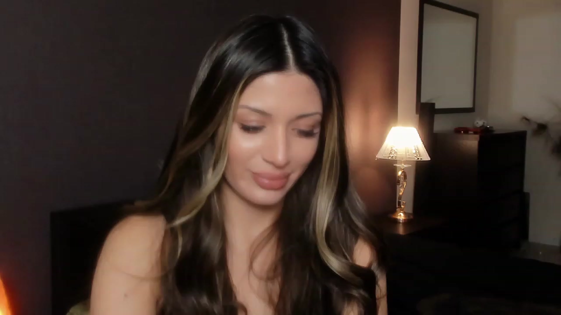 Gallery image thumbnail from Angel_on_Duty's myfreecams stream on, 11/13/2023, 21:39 image 2 of 20