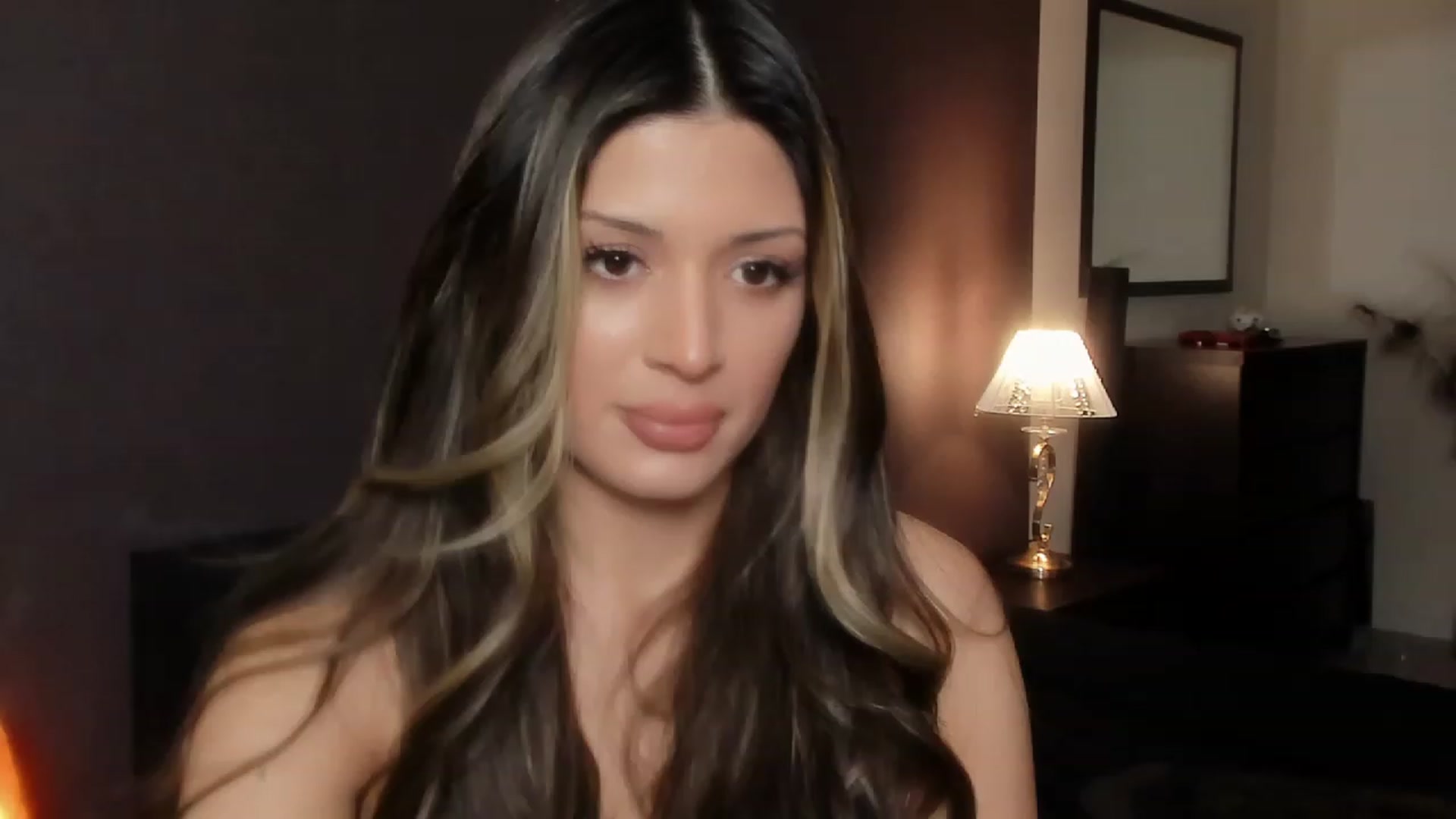 Gallery image thumbnail from Angel_on_Duty's myfreecams stream on, 11/13/2023, 21:39 image 4 of 20