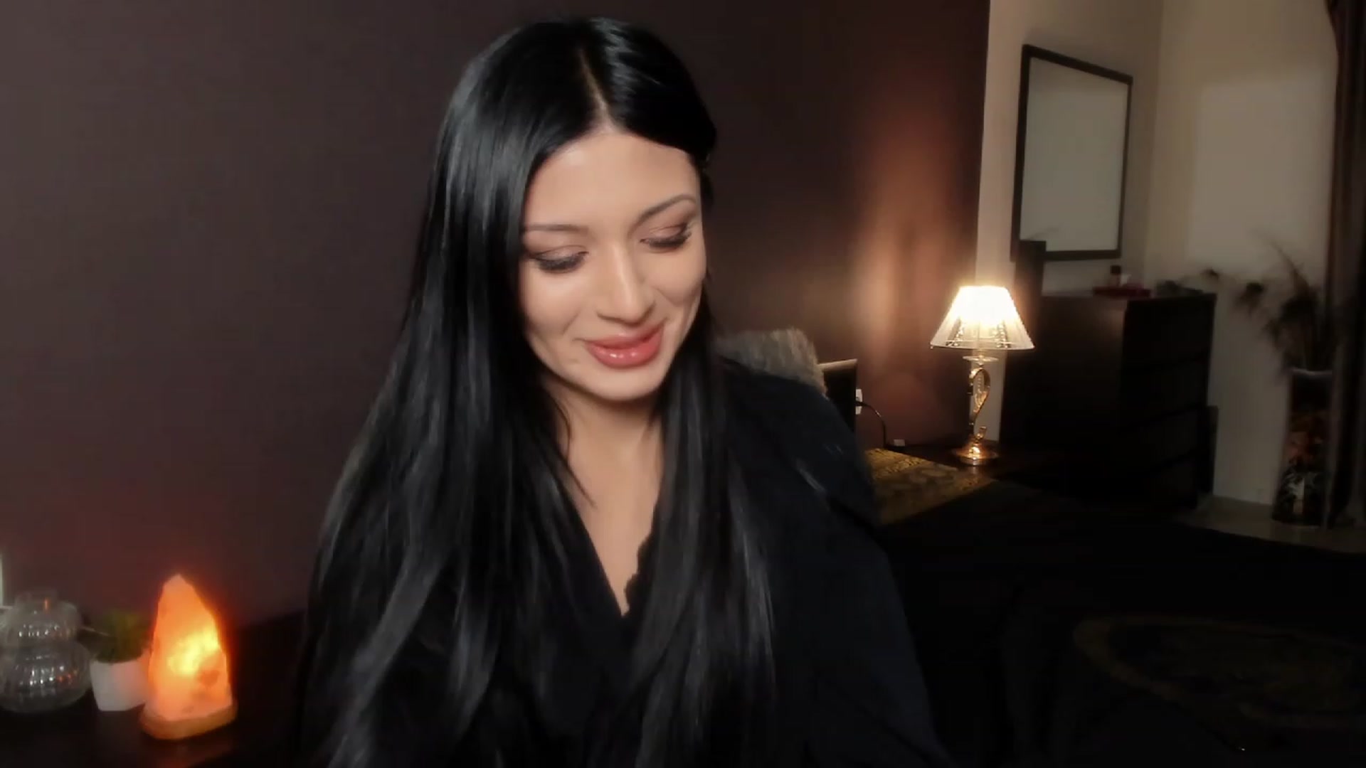Gallery image thumbnail from Angel_on_Duty's myfreecams stream on, 11/17/2023, 01:12 image 17 of 20
